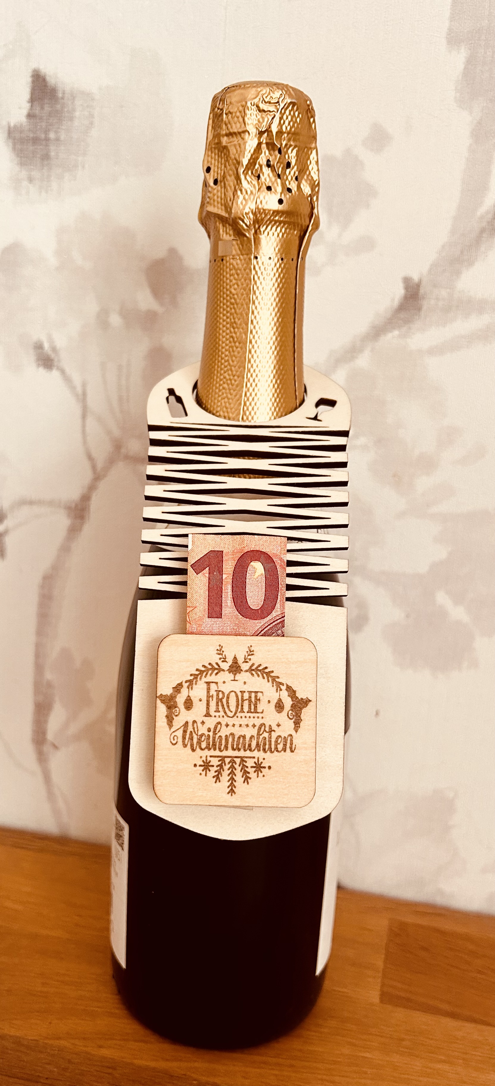 Flaschenanhänger mit Weihnachtsgruß