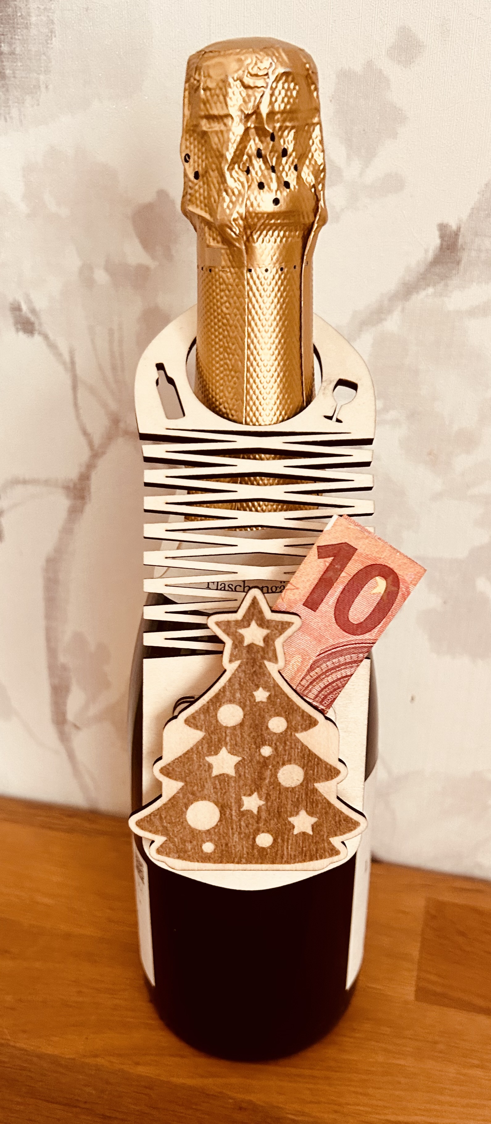 Flaschenanhänger mit Weihnachtsgruß
