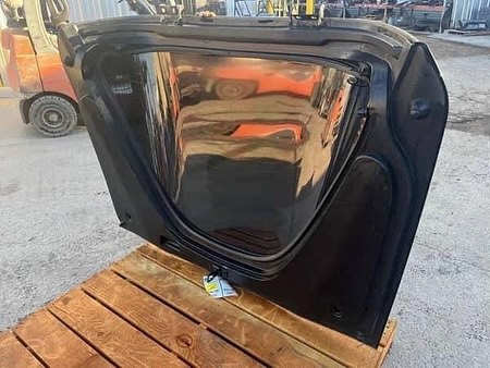 Corvette C6 Rear Liftgate Assembly with Glass – Black (Opt 41U) – $750