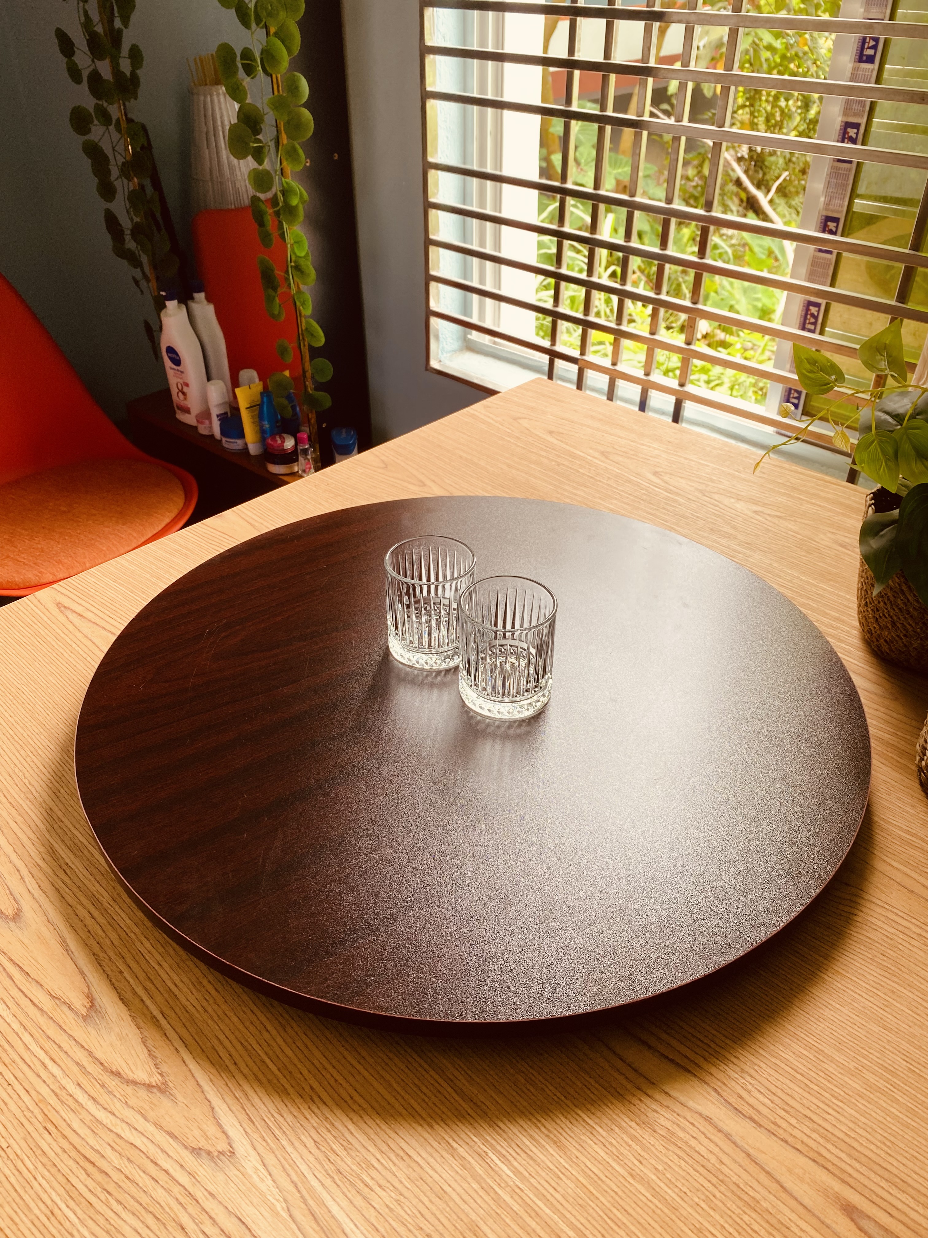 Turntable- Dark Brown Design Board