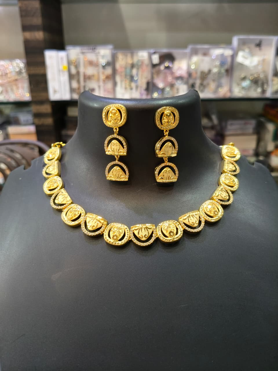 Elegant Gold Plated Jewelry Set