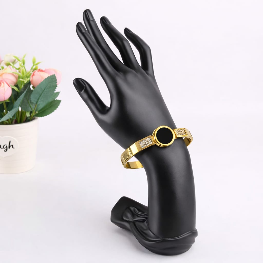 Elegant Gold-Plated Bracelet