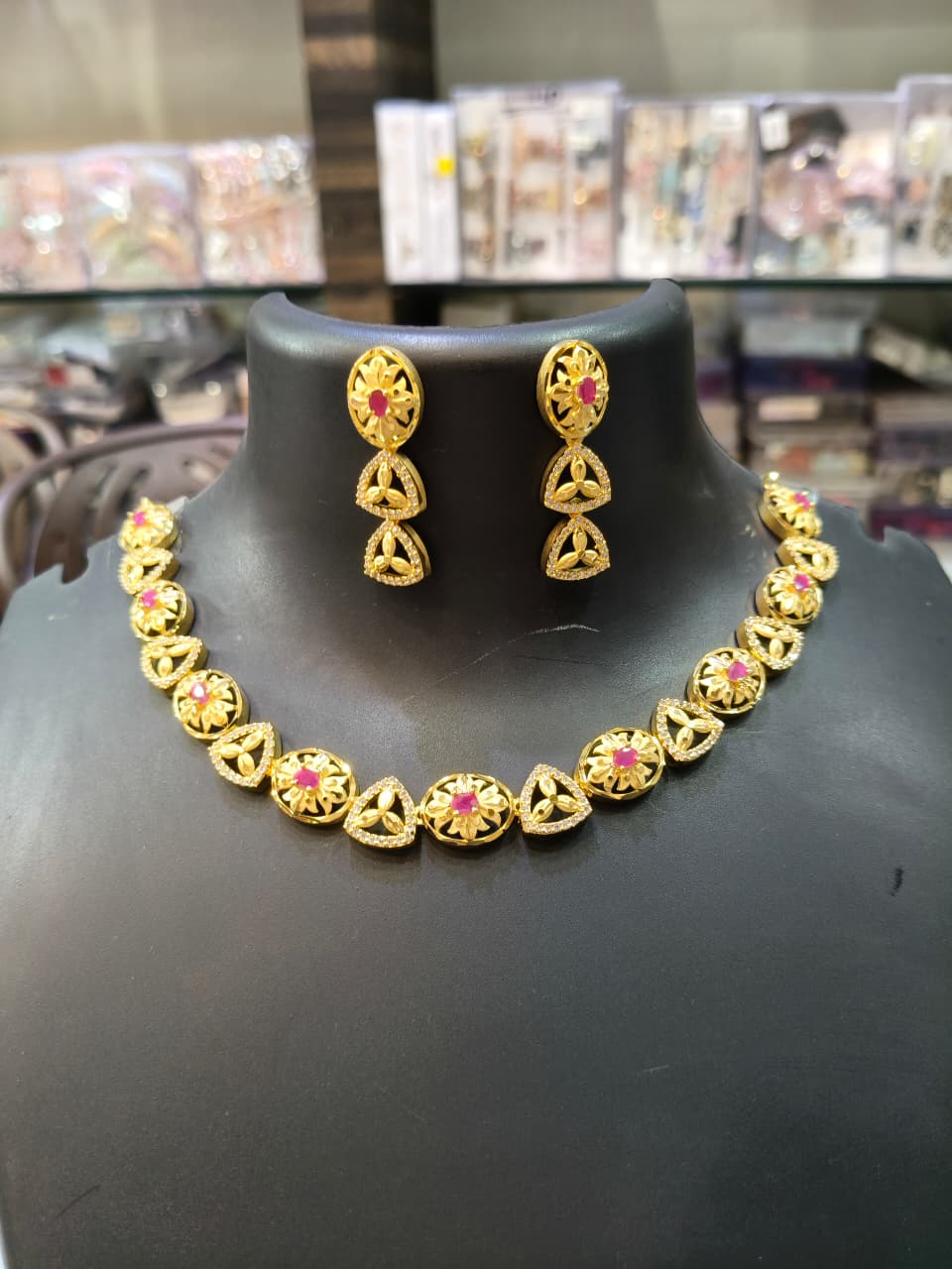 Elegant Gold-Plated Necklace and Earring Set