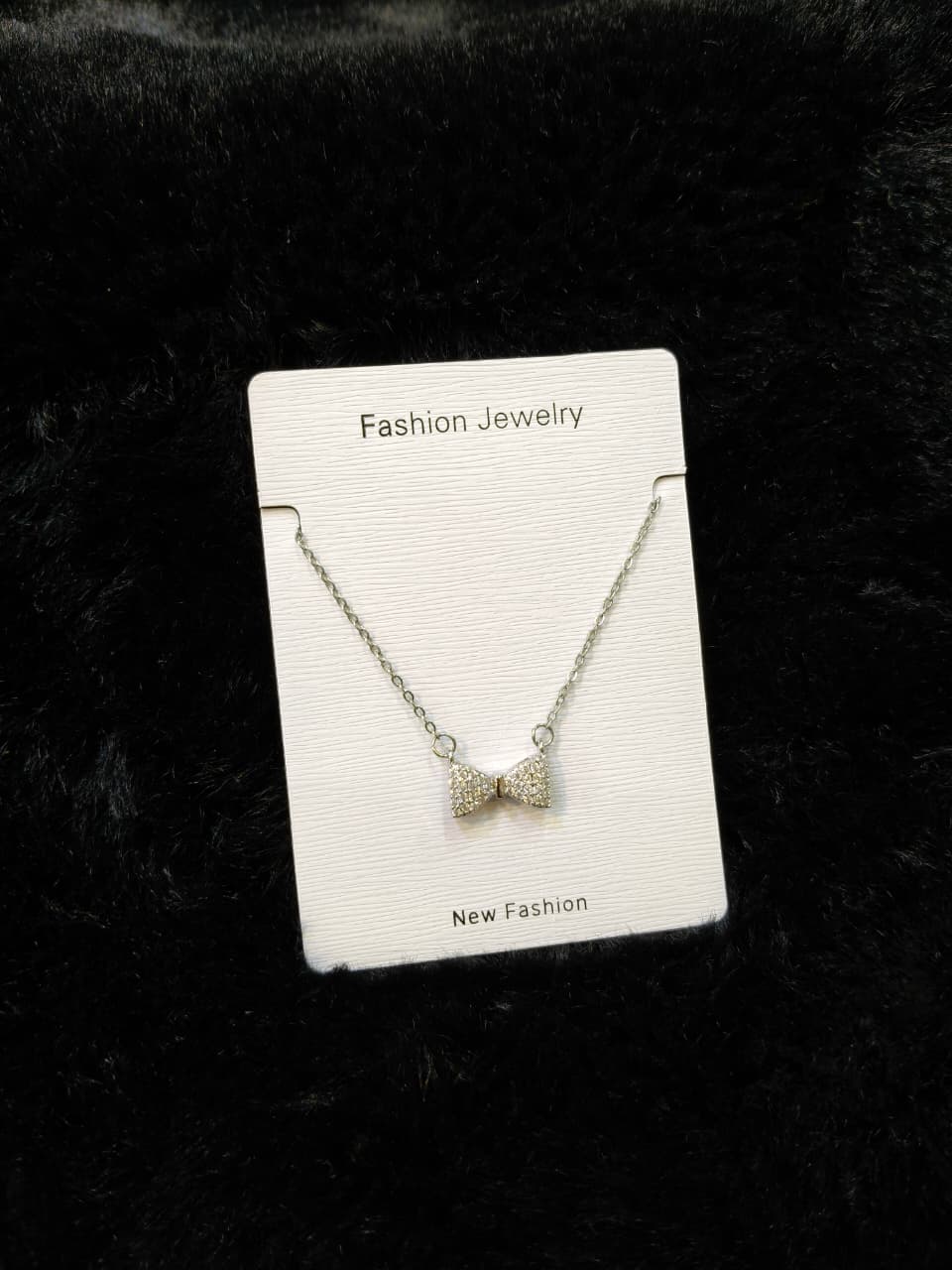 Elegant Bow Pendant Necklace