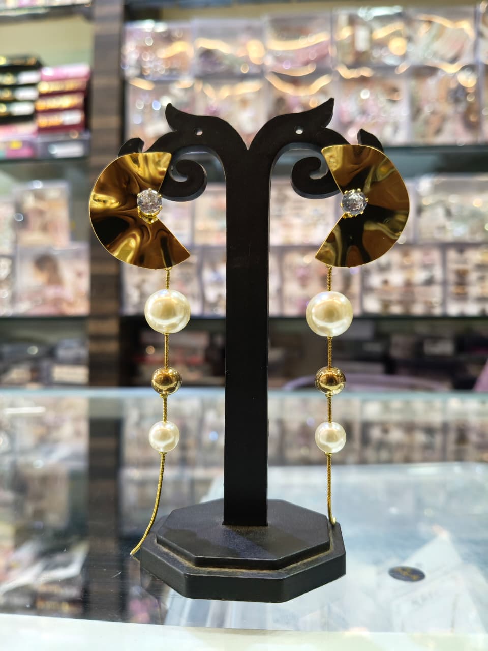 Elegant Pearl and Gold Earrings