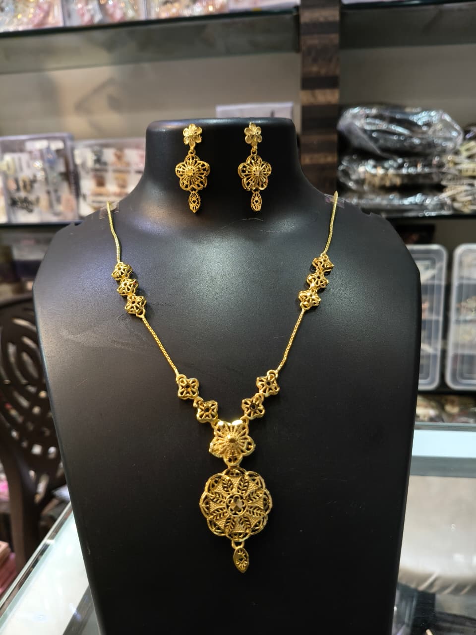 Elegant Gold Plated Jewelry Set