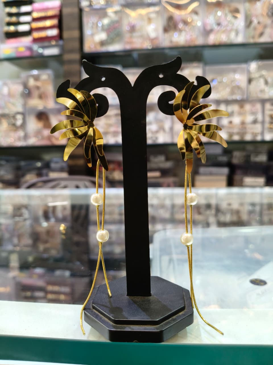 Elegant Gold Statement Earrings