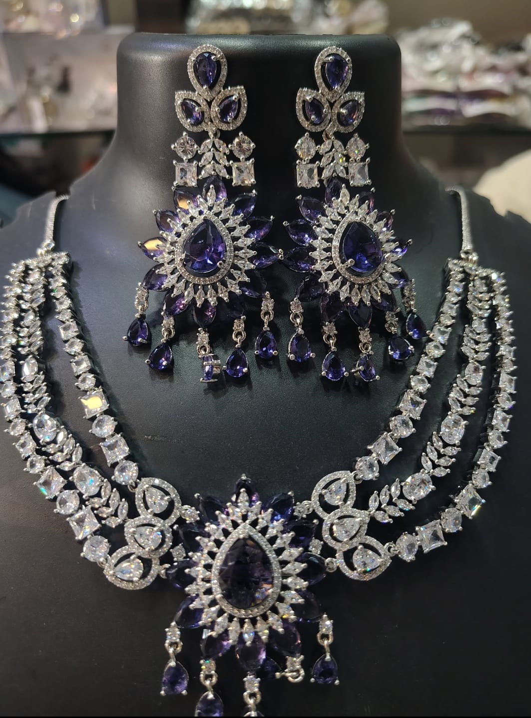 Elegant Rhinestone Necklace and Earring Set