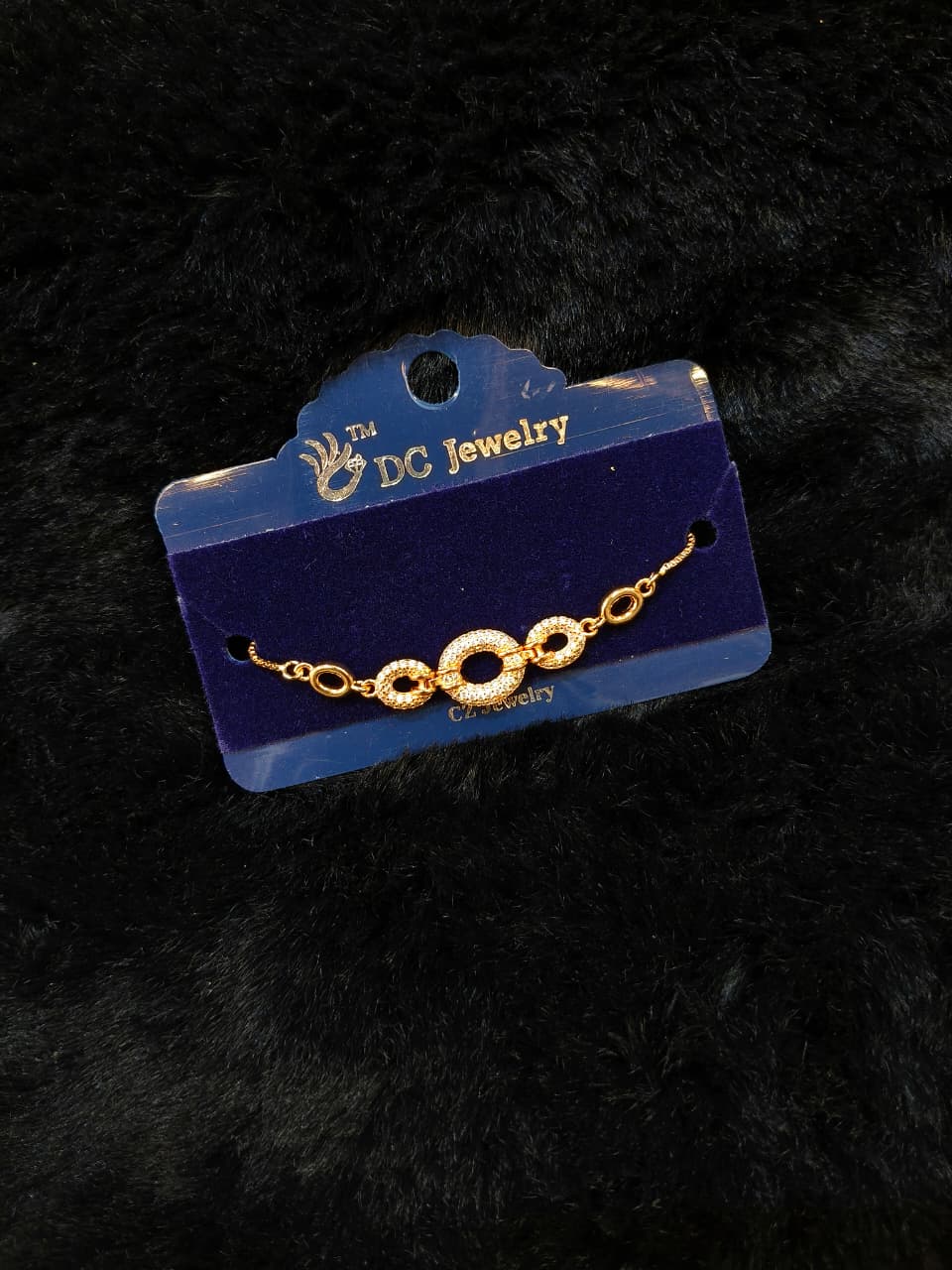 Gold-Toned Circular Link Bracelet