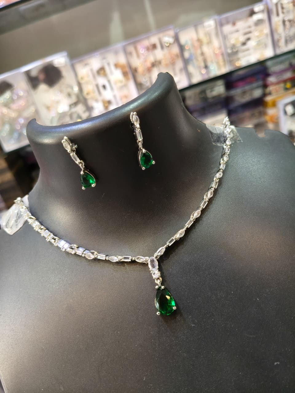Emerald Green Jewelry Set