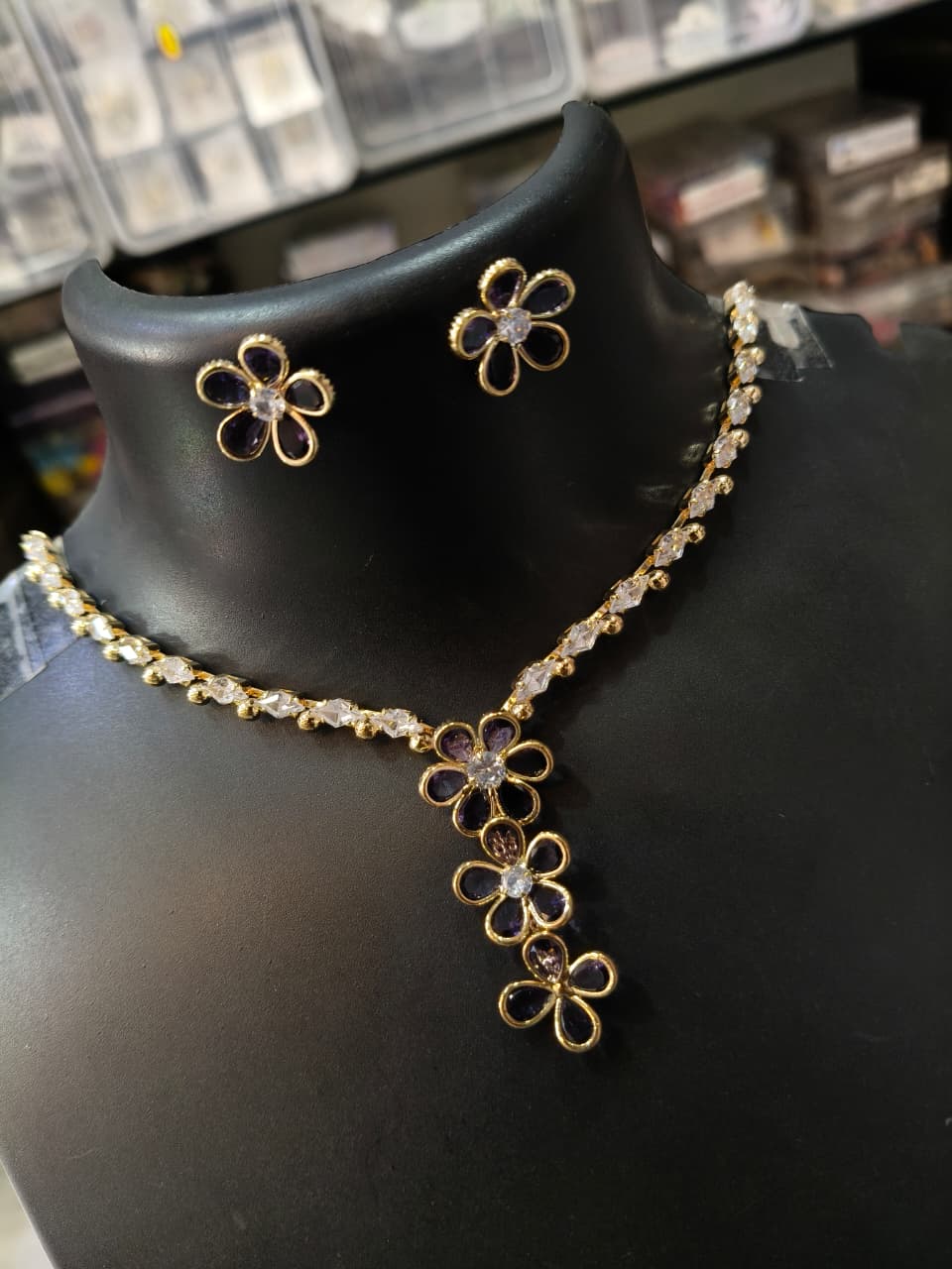 Floral Gold-Plated Jewelry Set