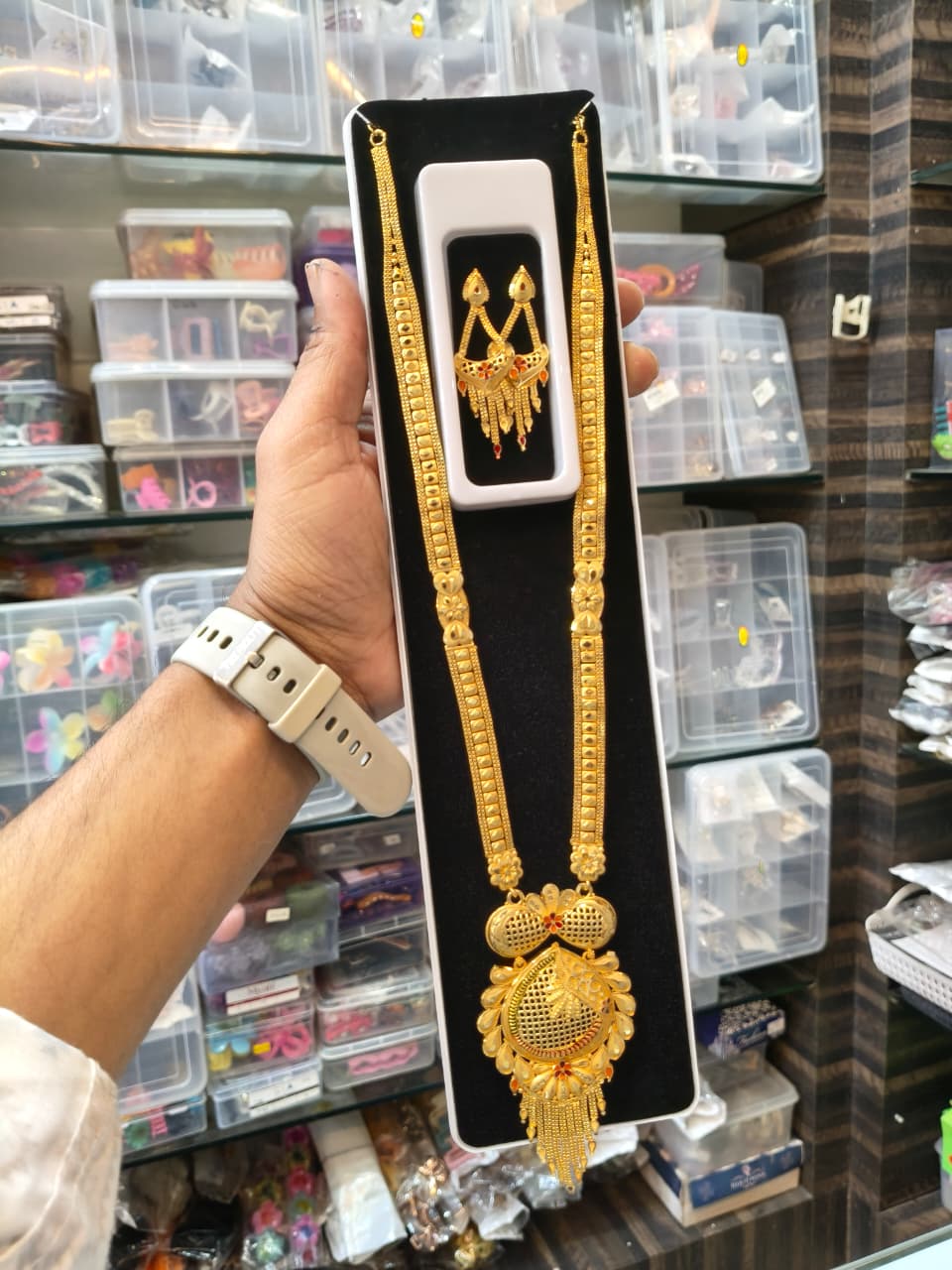 Traditional Gold-Plated Necklace 