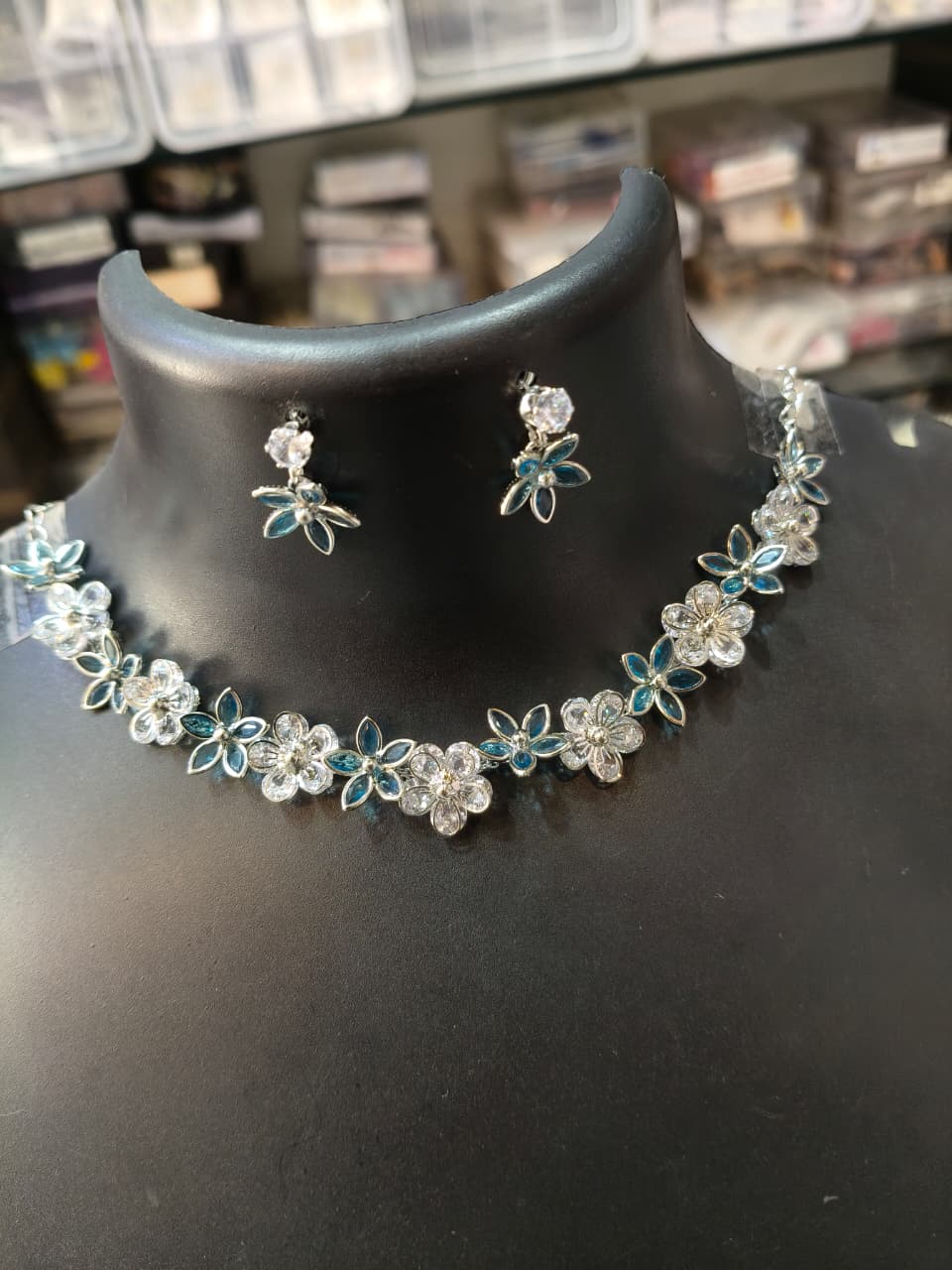 Floral Crystal Necklace & Earrings Set
