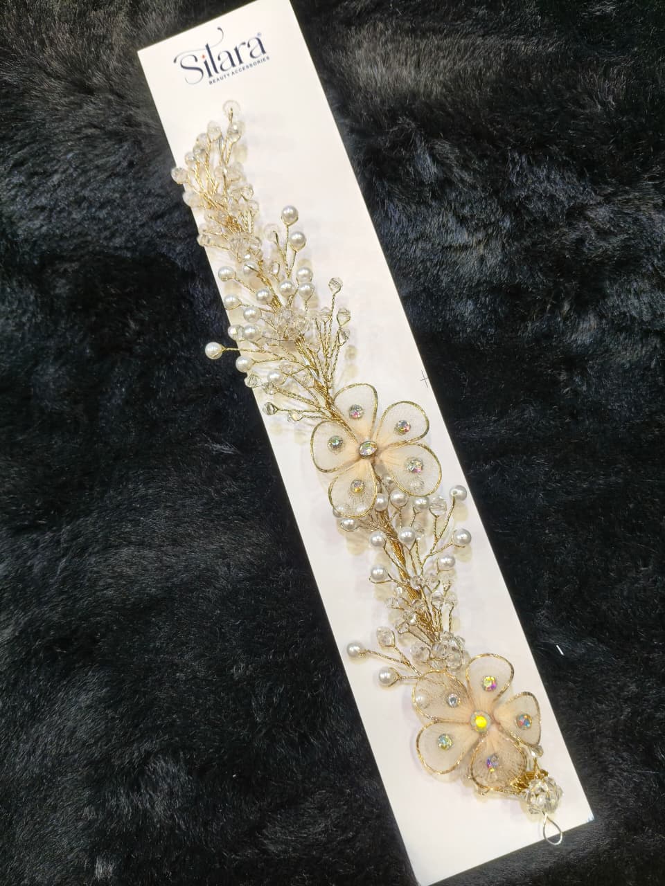 Floral Pearl Hair Accessory