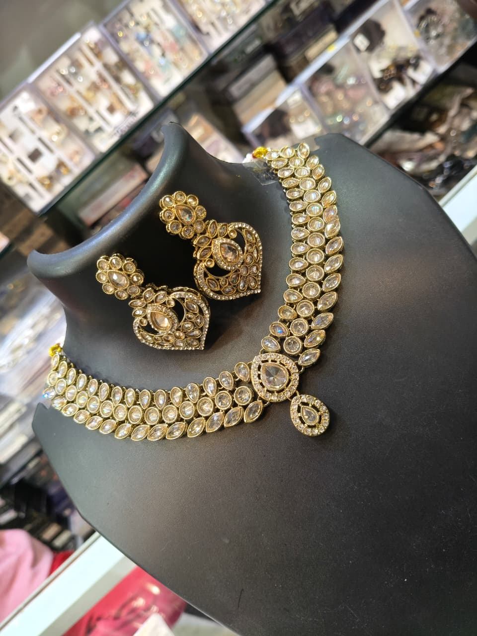 Elegant Gold-Plated Jewelry Set