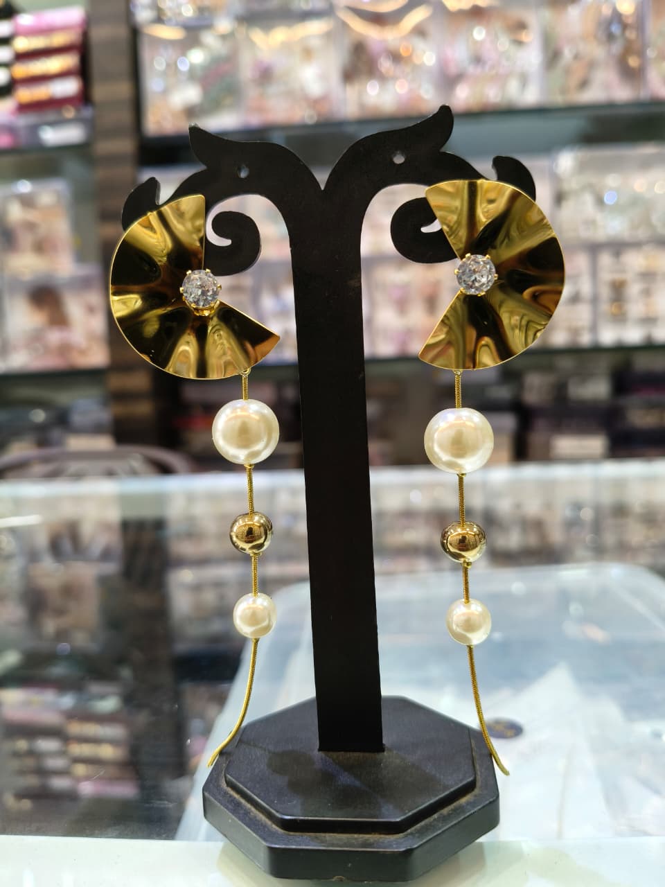 Elegant Pearl and Gold Earrings