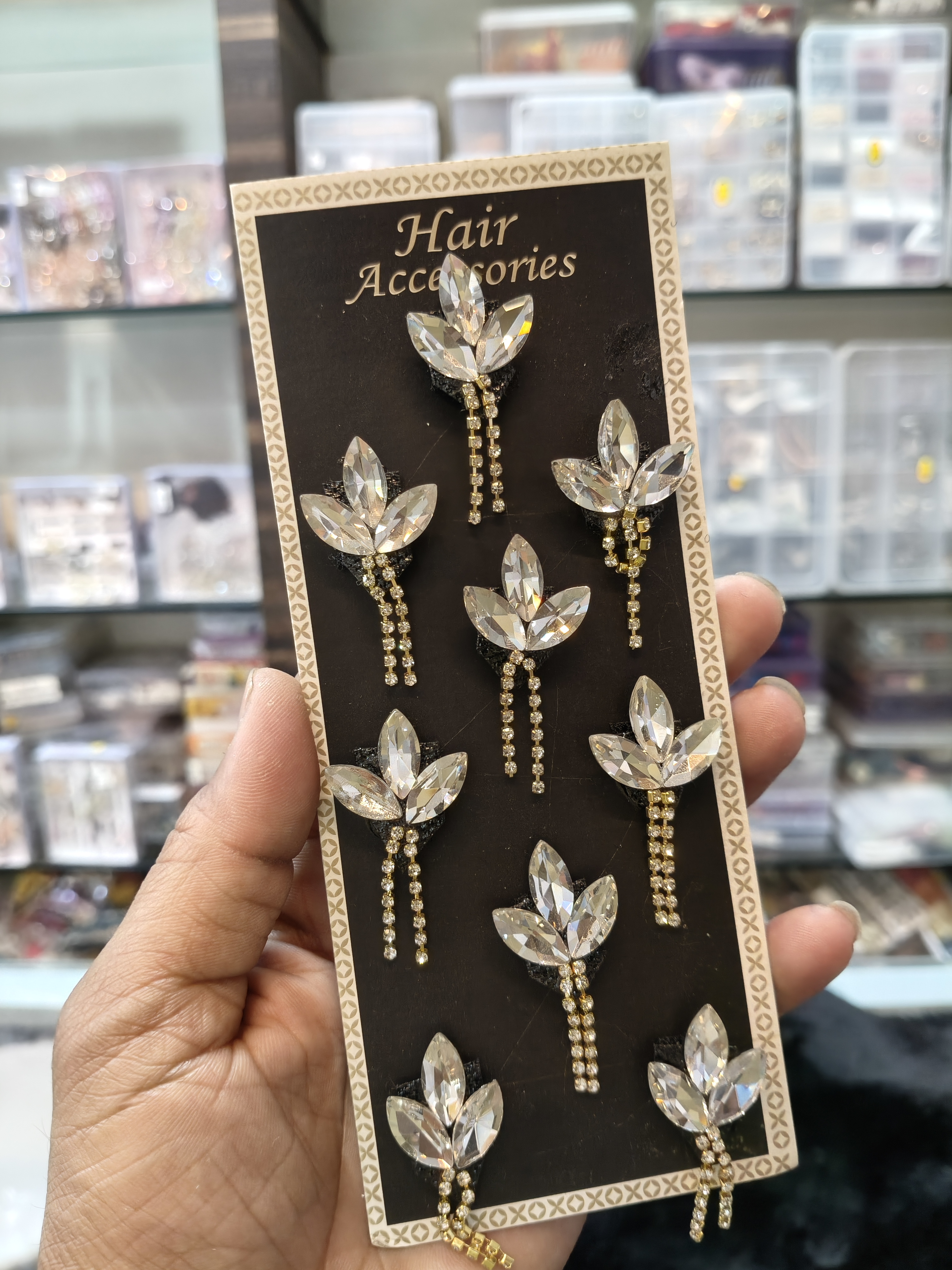 HAIR ACCESSORIES 