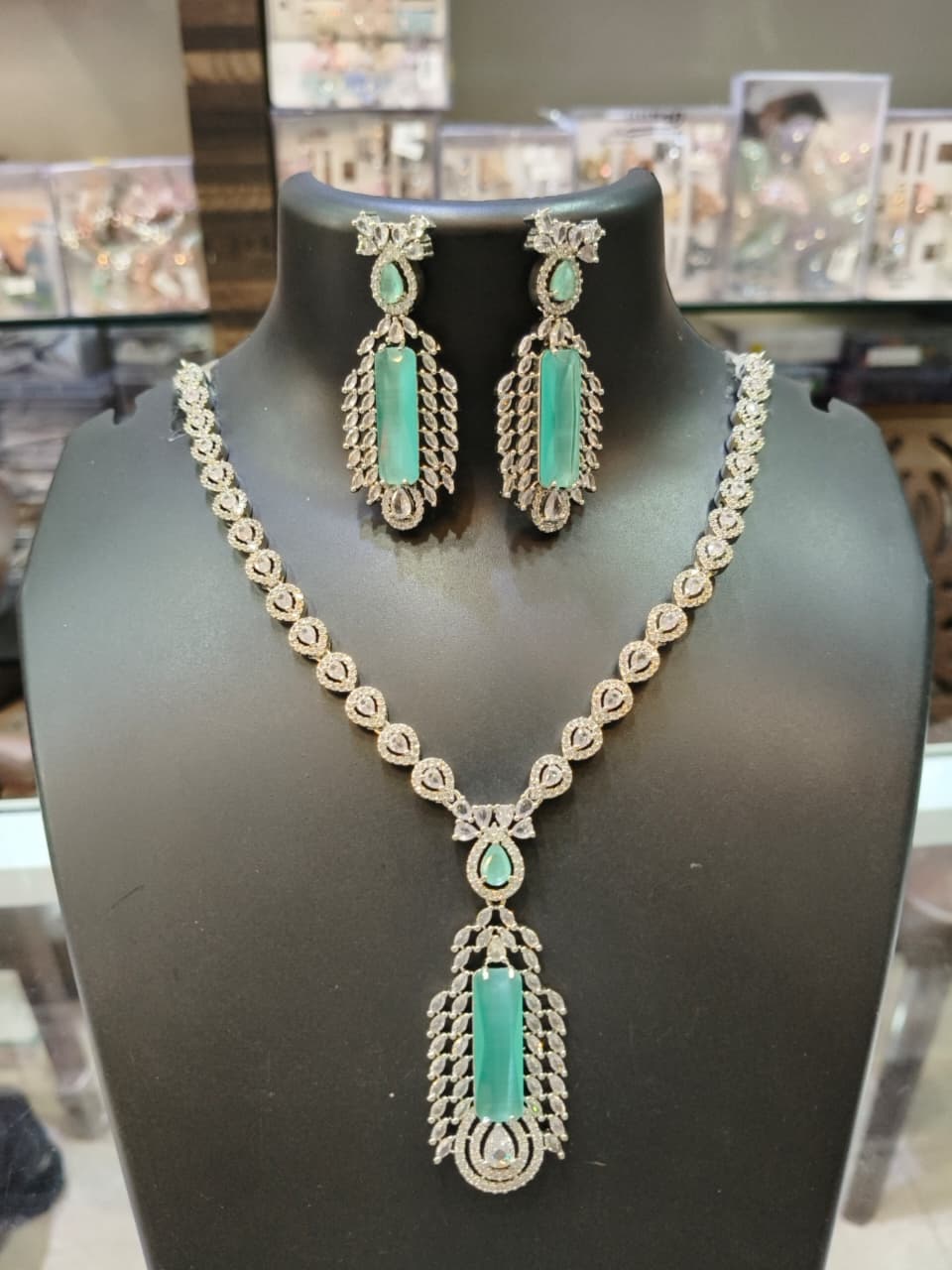 Emerald Elegance AD Necklace Set