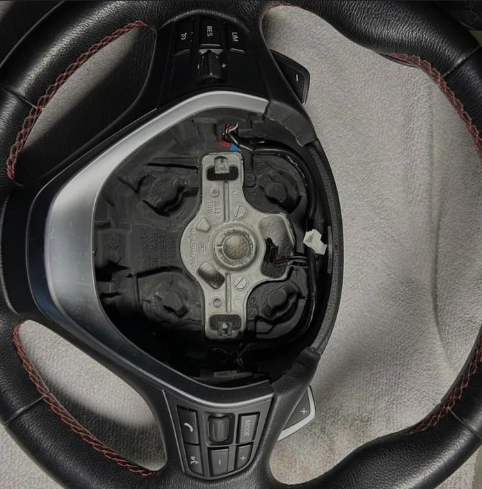 BMW Leather Steering Wheel – Original Sportline 2018 Steering