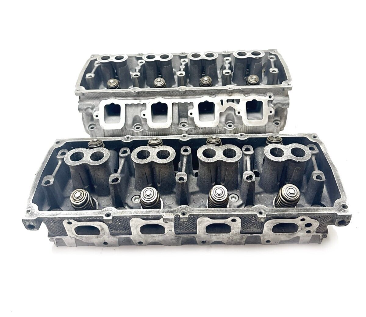 Genuine Mopar Dodge Chrysler Jeep 5.7L Hemi Cylinder Heads PAIR w/EGR 2002-2008