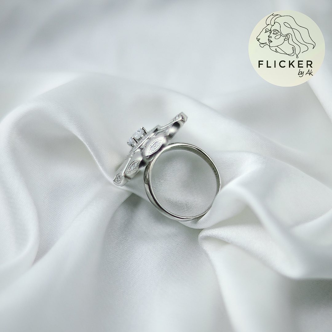 Cocktail Ring (Flower)