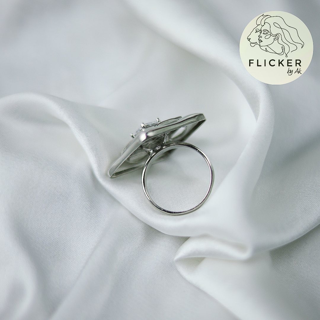 Cocktail Ring (Square)