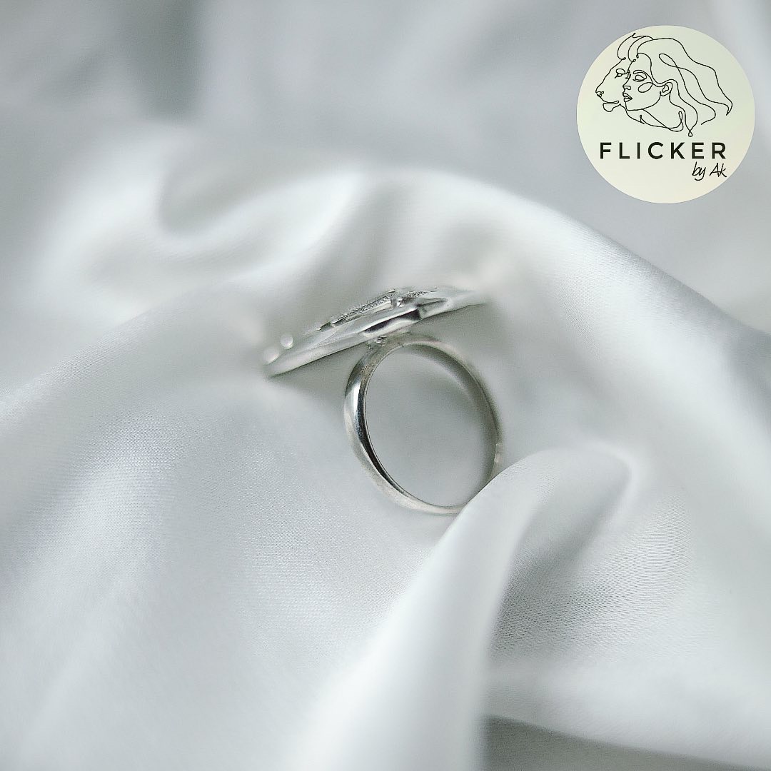 Cocktail Ring (Triangular)