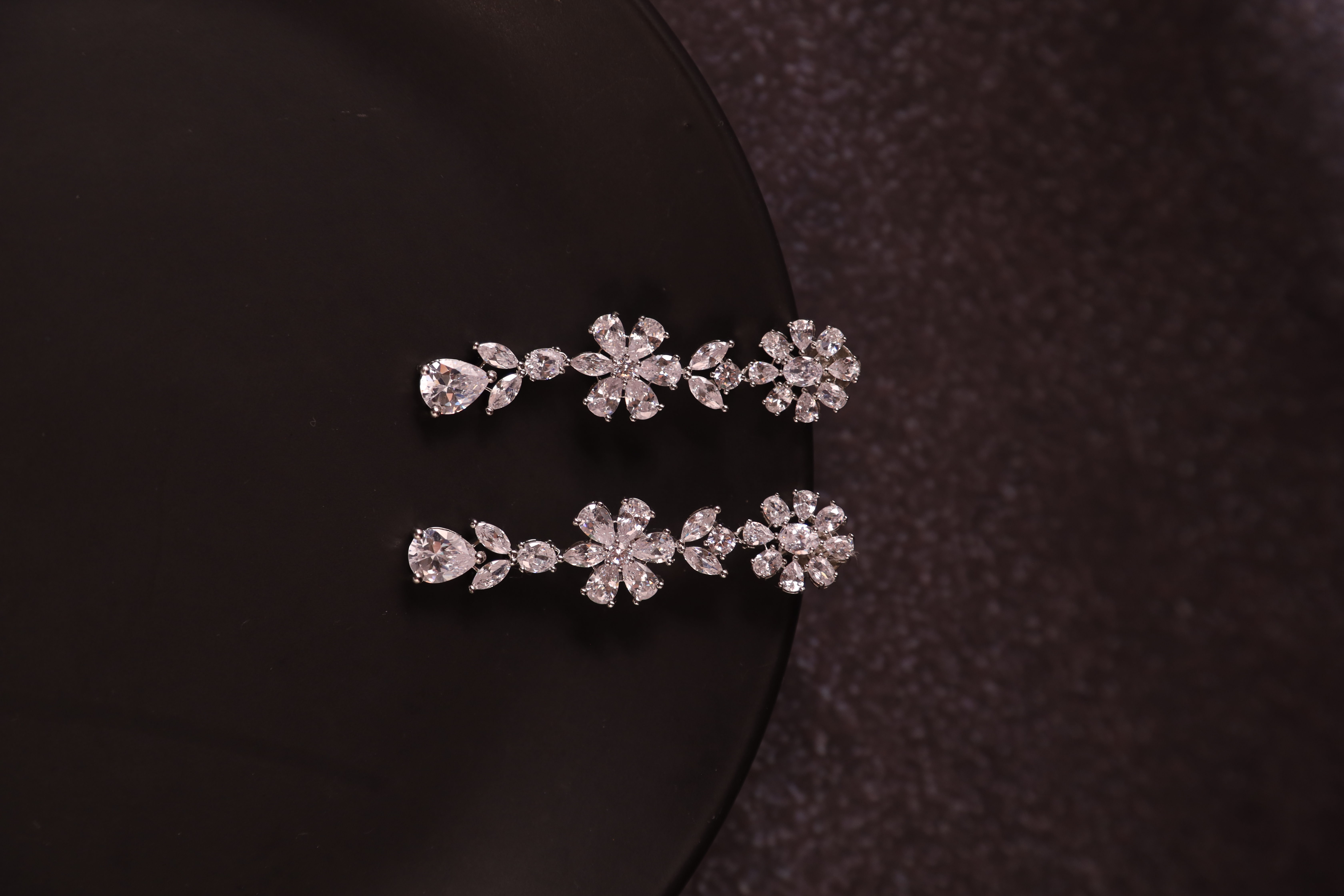 Wonder White Earrings