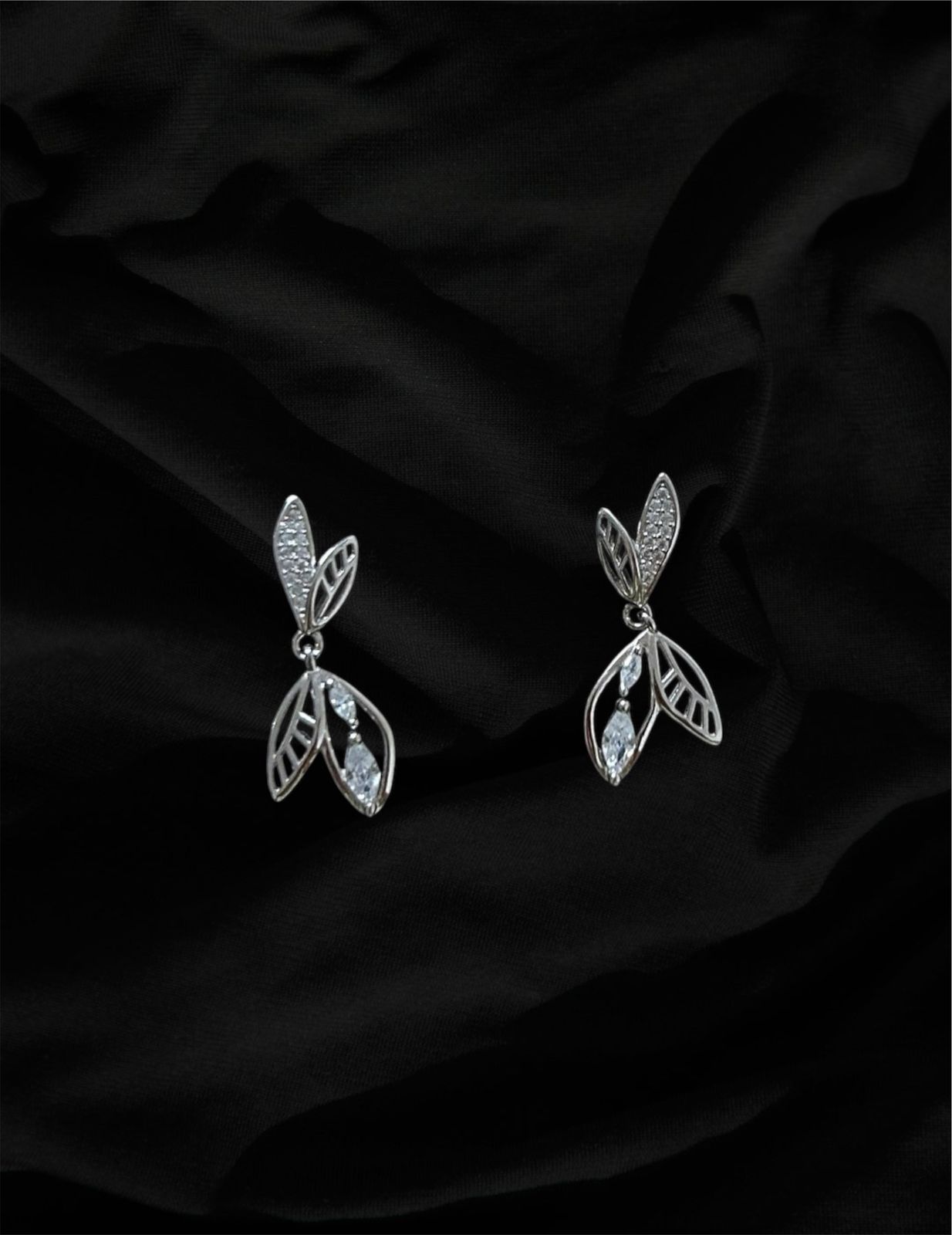 Elegant wings Earrings