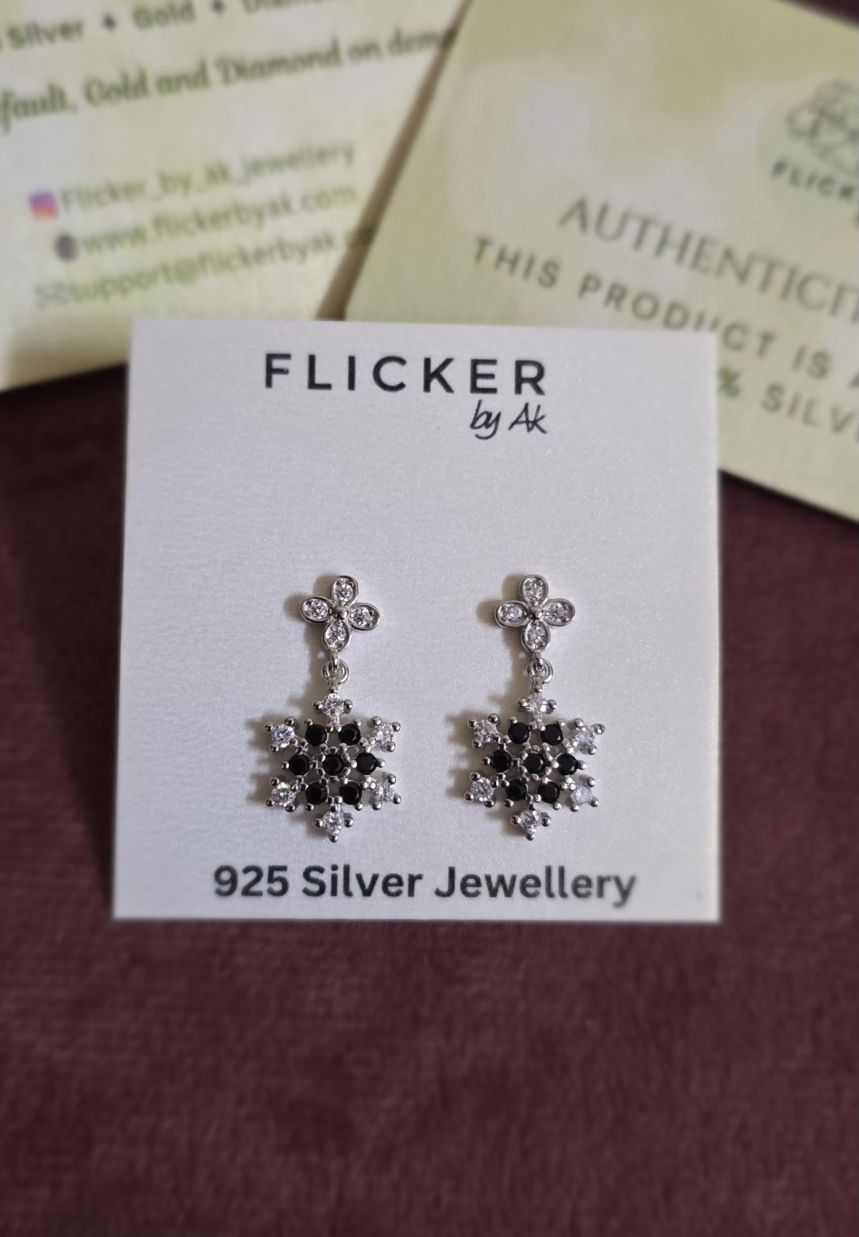 925 Silver Snowflake Earrings