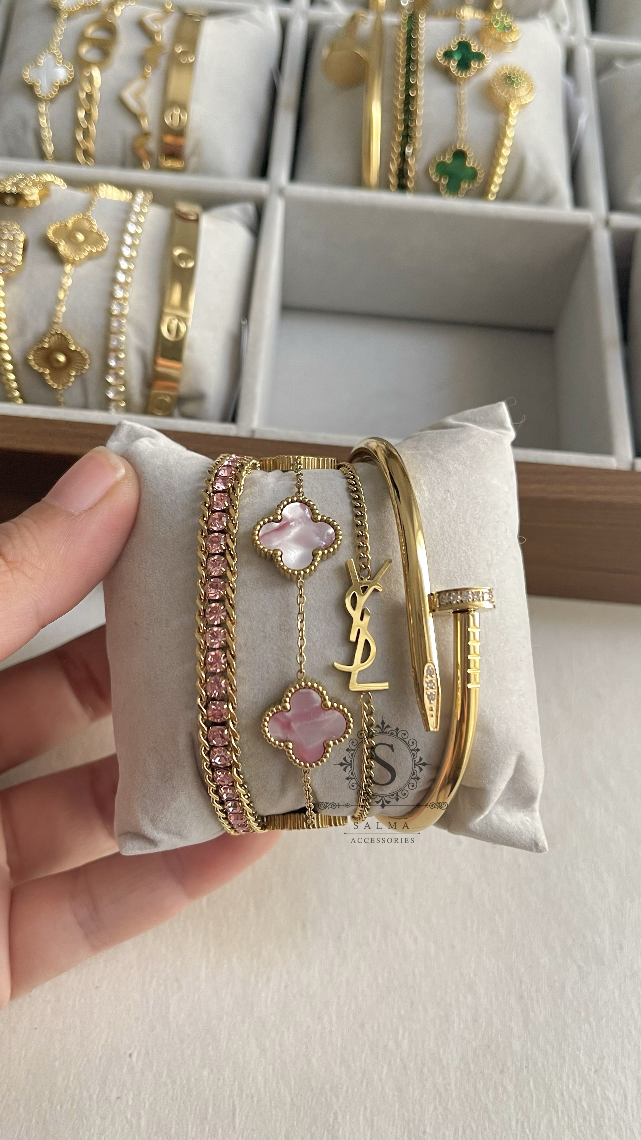 pink bracelets set
