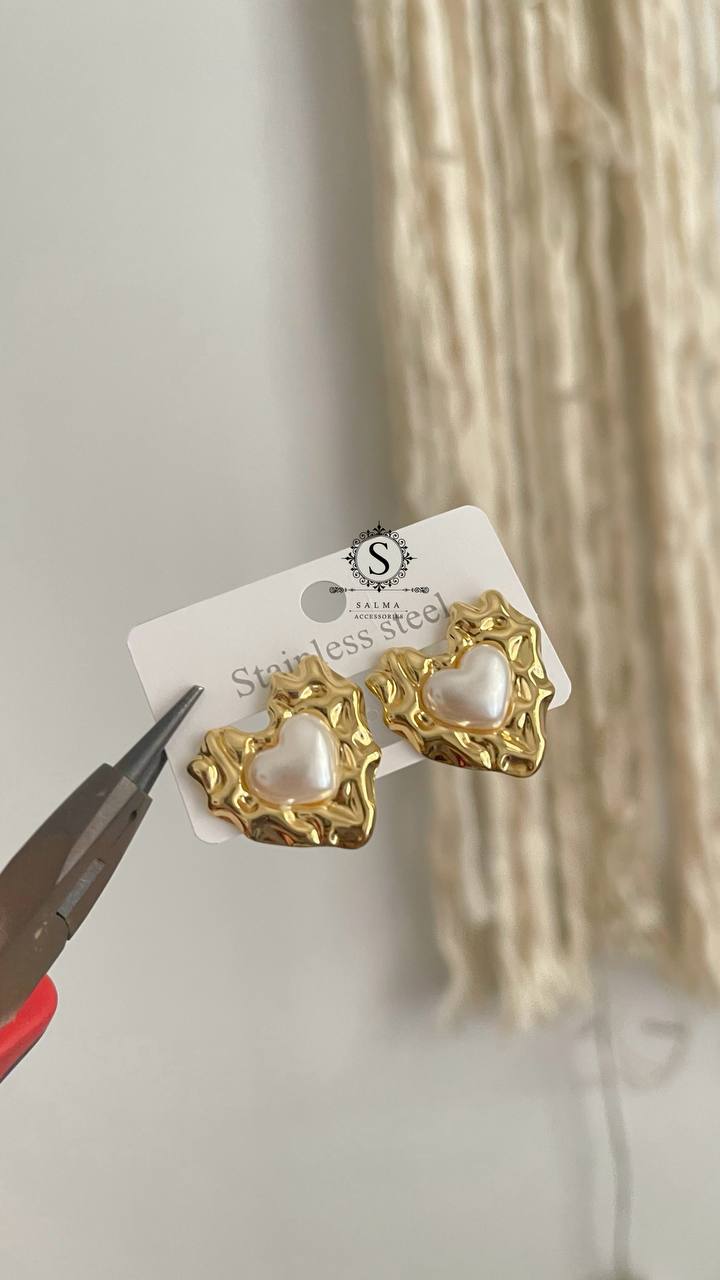 pearl heart earring