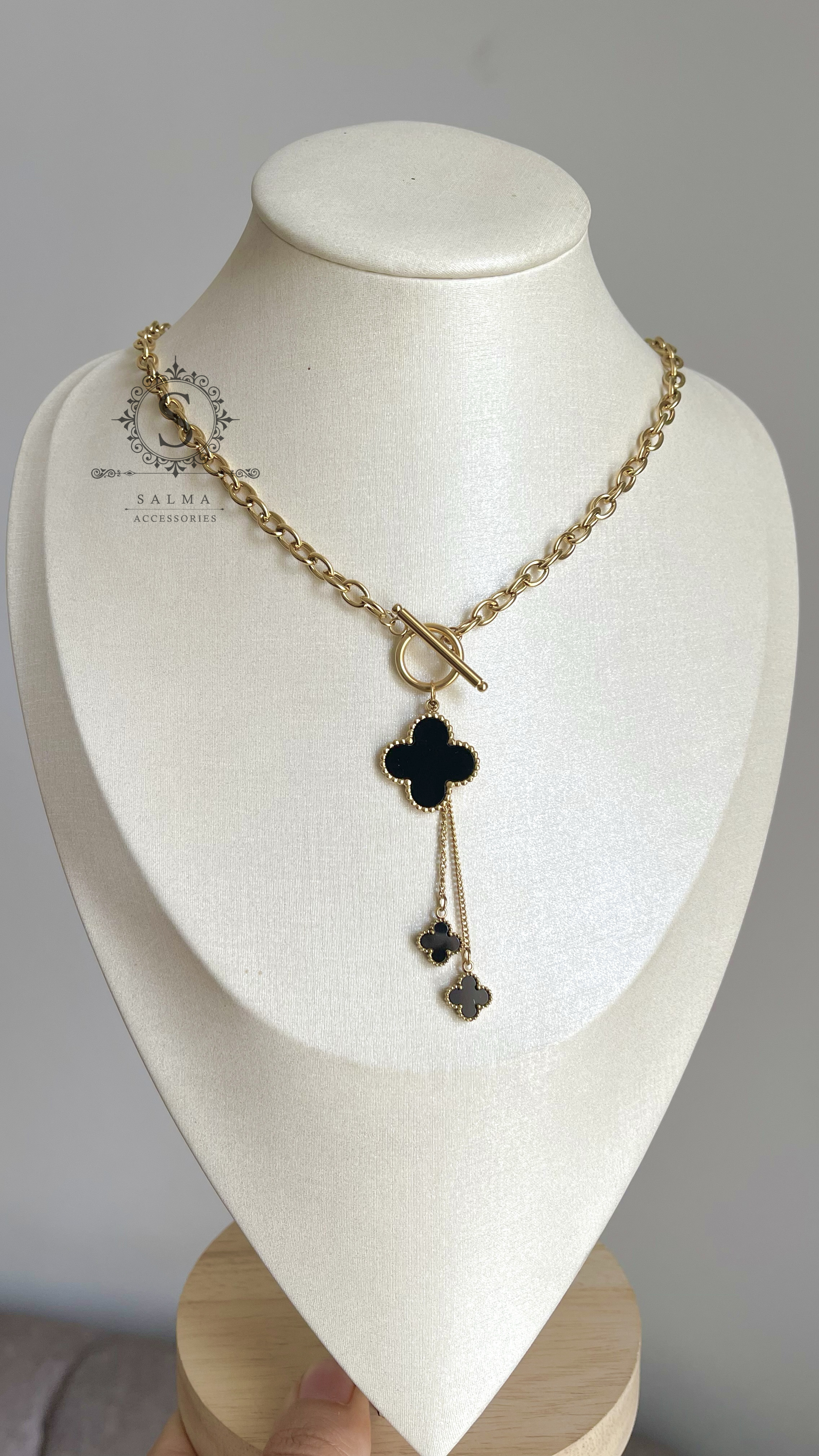 vc necklace