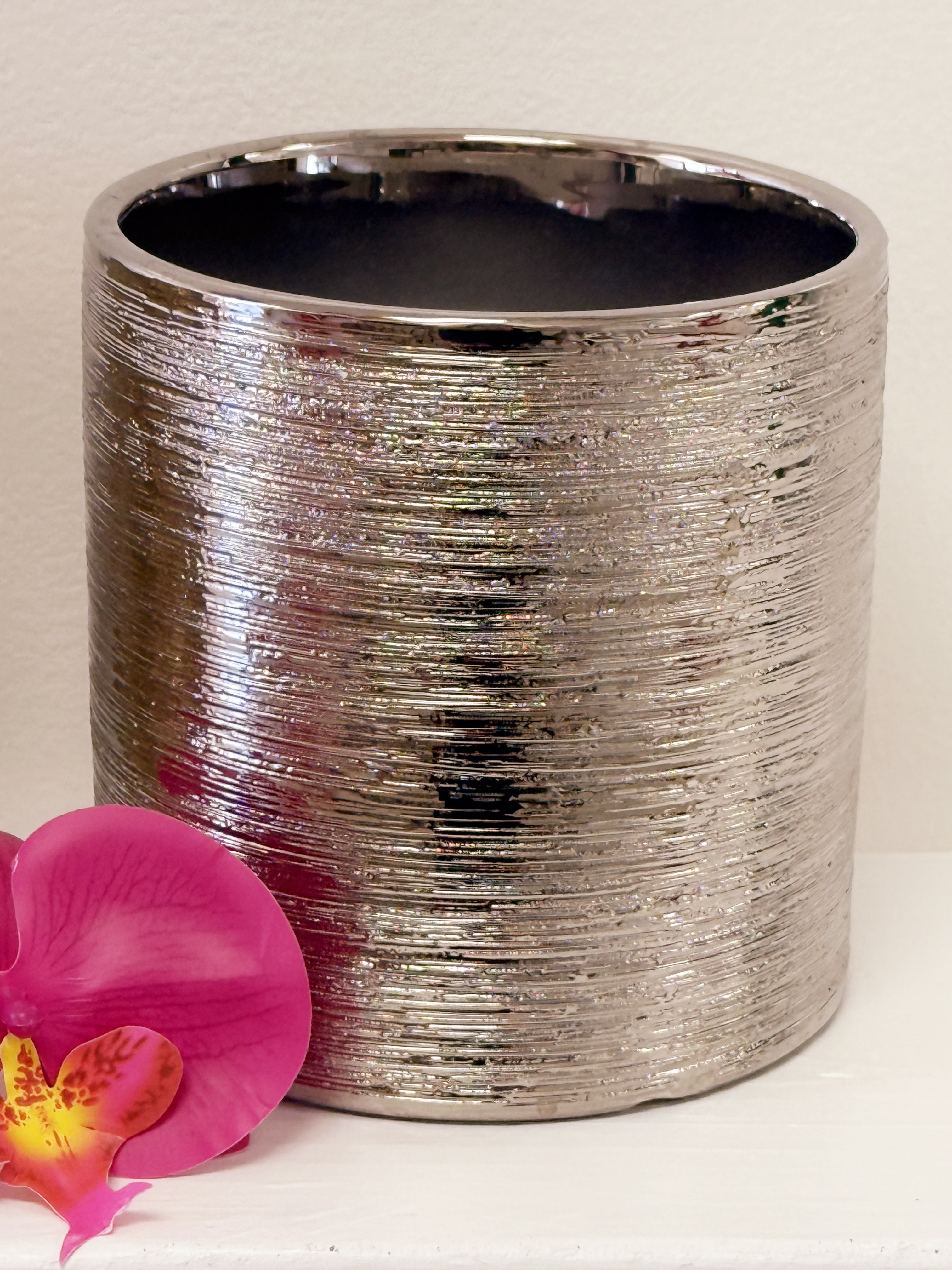 Platinum Glow Cylinder Vase
