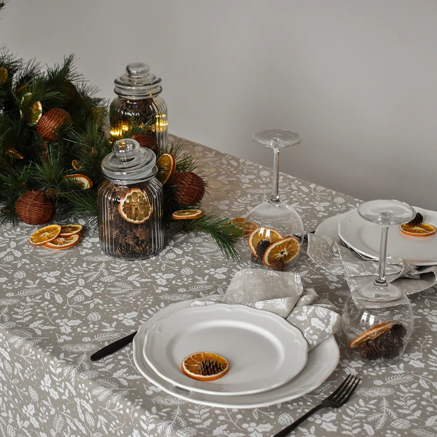 Marginta staltiesė - Kalėdų sodas