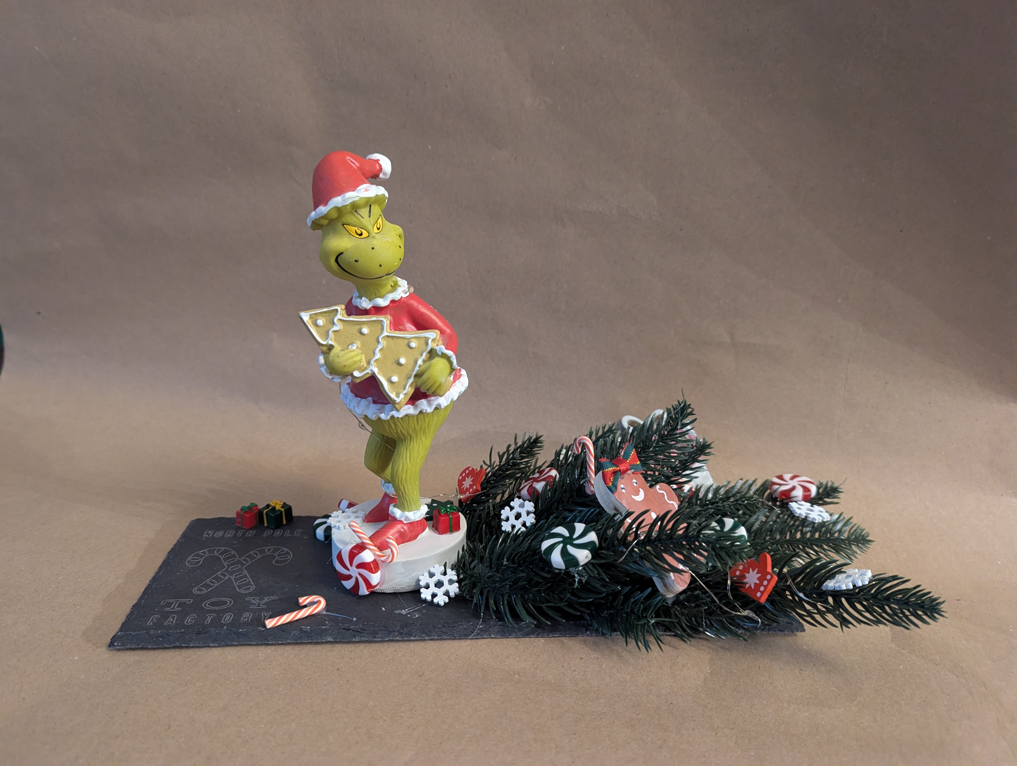 Figurine du Grinch de Noël
