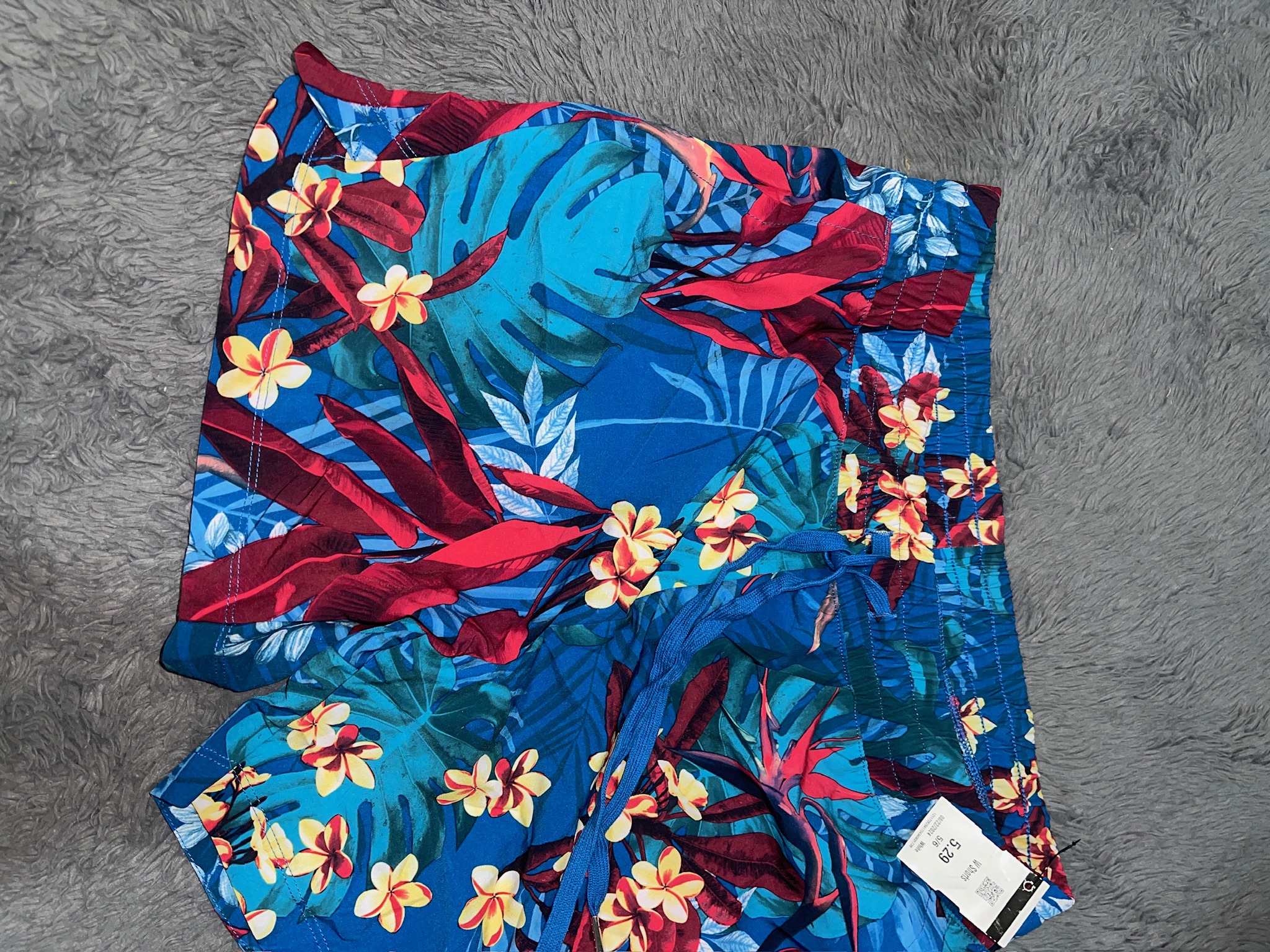 Men's floral swim trunks