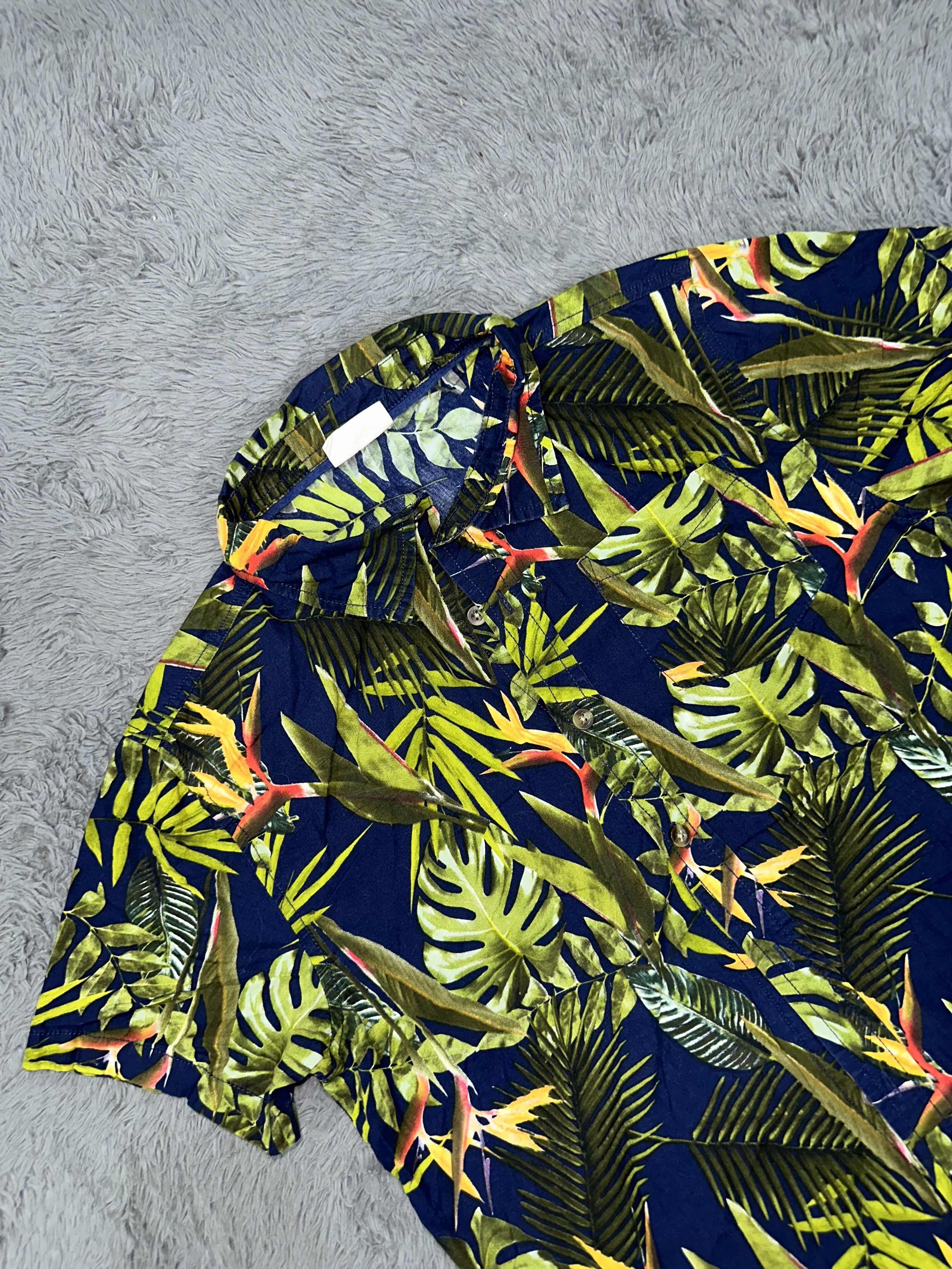 Tropical Print Short-Sleeve Shirt