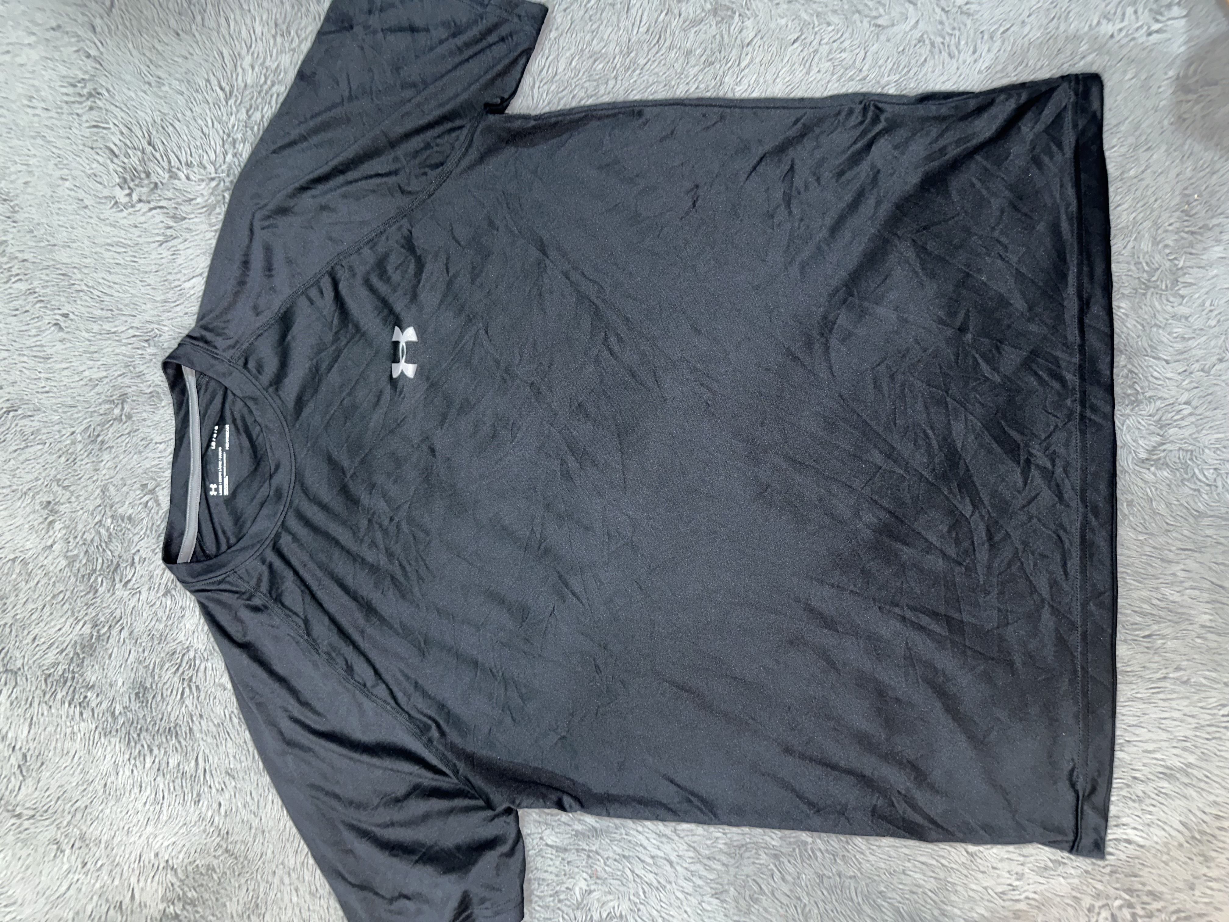 Under Armour Black Athletic T-Shirt