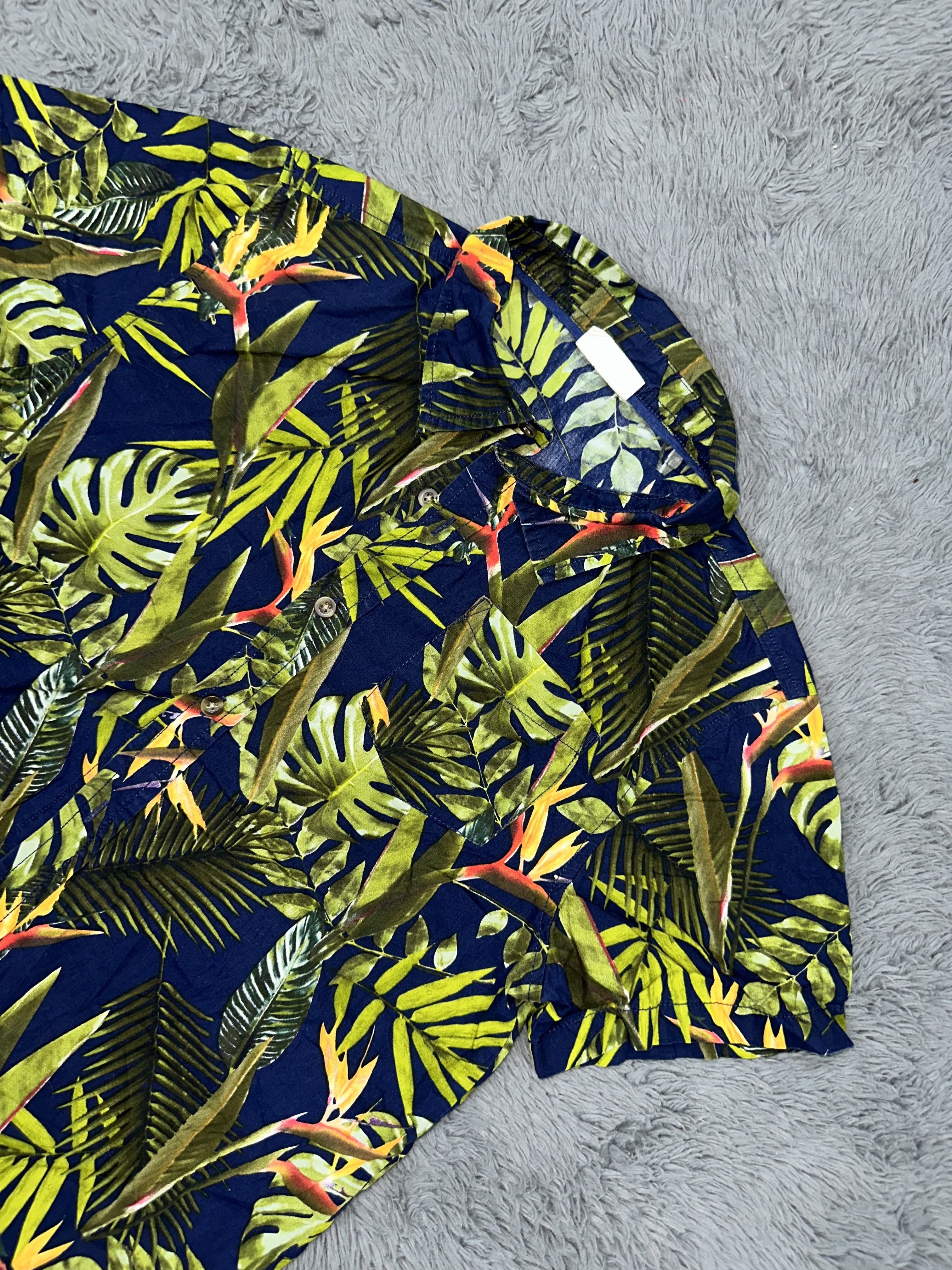 Tropical Print Short-Sleeve Shirt