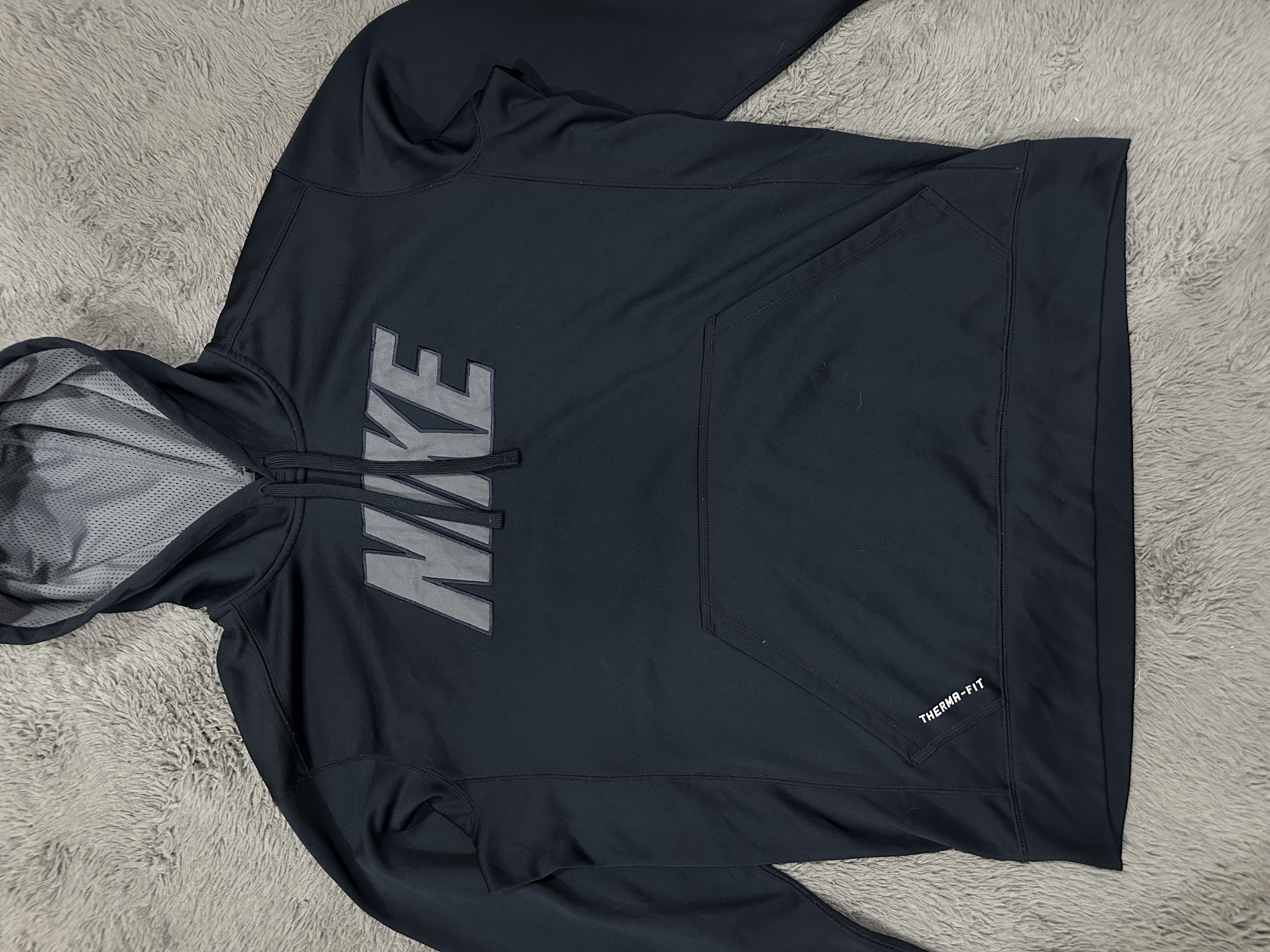 NIKE Black Hoodie
