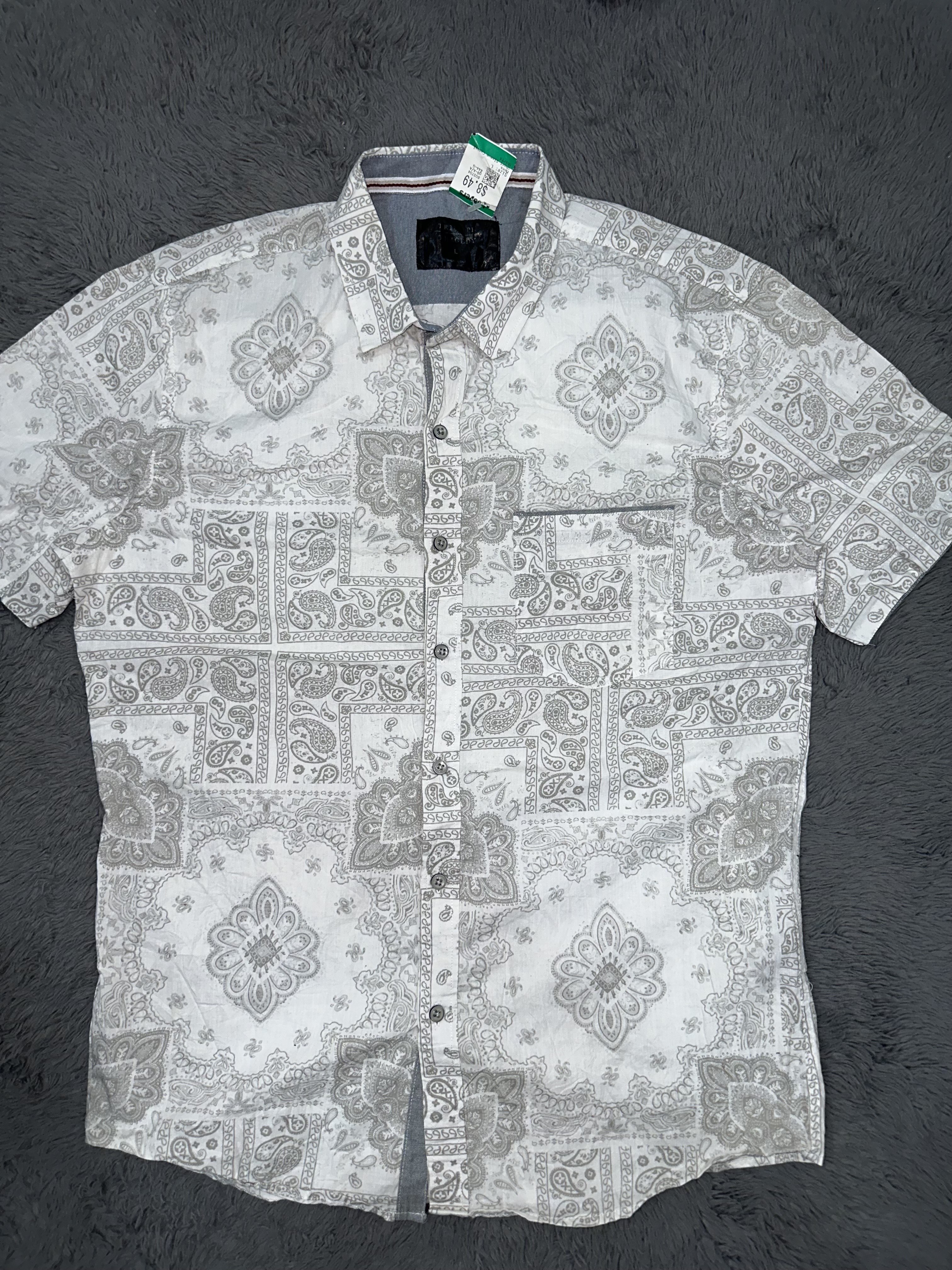 Men's patterned short sleeve shirt