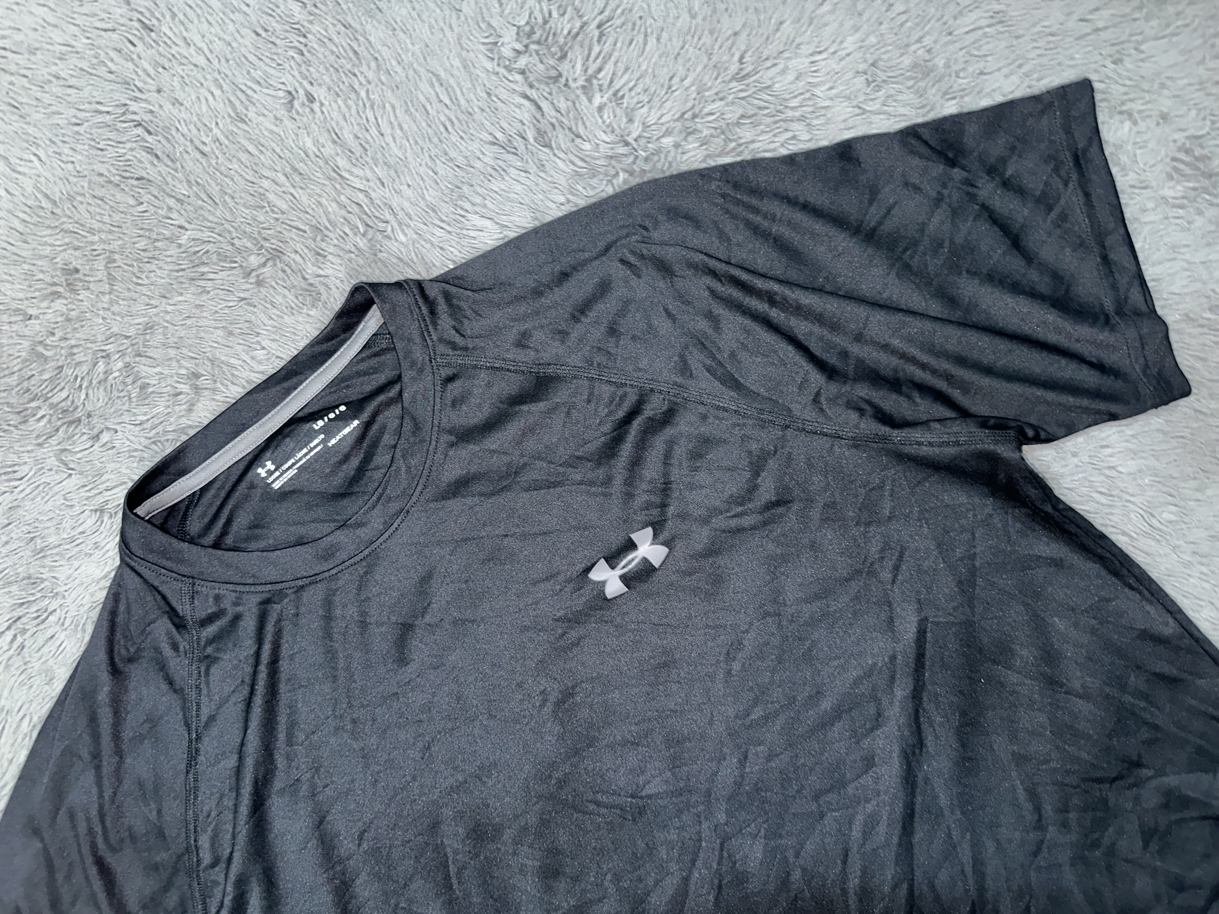 Under Armour Black Athletic T-Shirt
