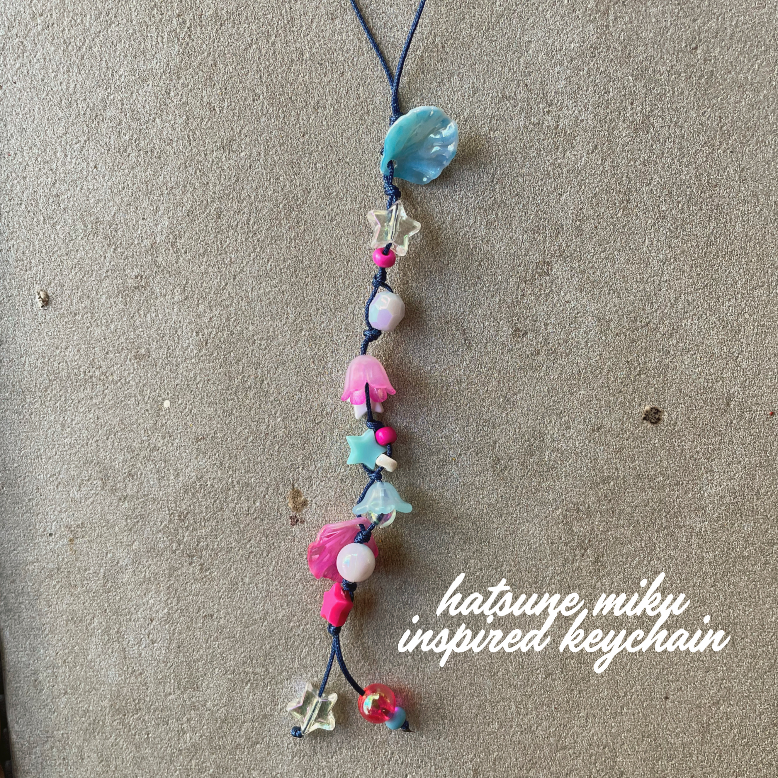 "Idol No.1 - Hatsune Miku!" - Keychain