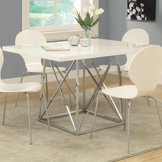 Veroma Dining Table with 4 Chair's