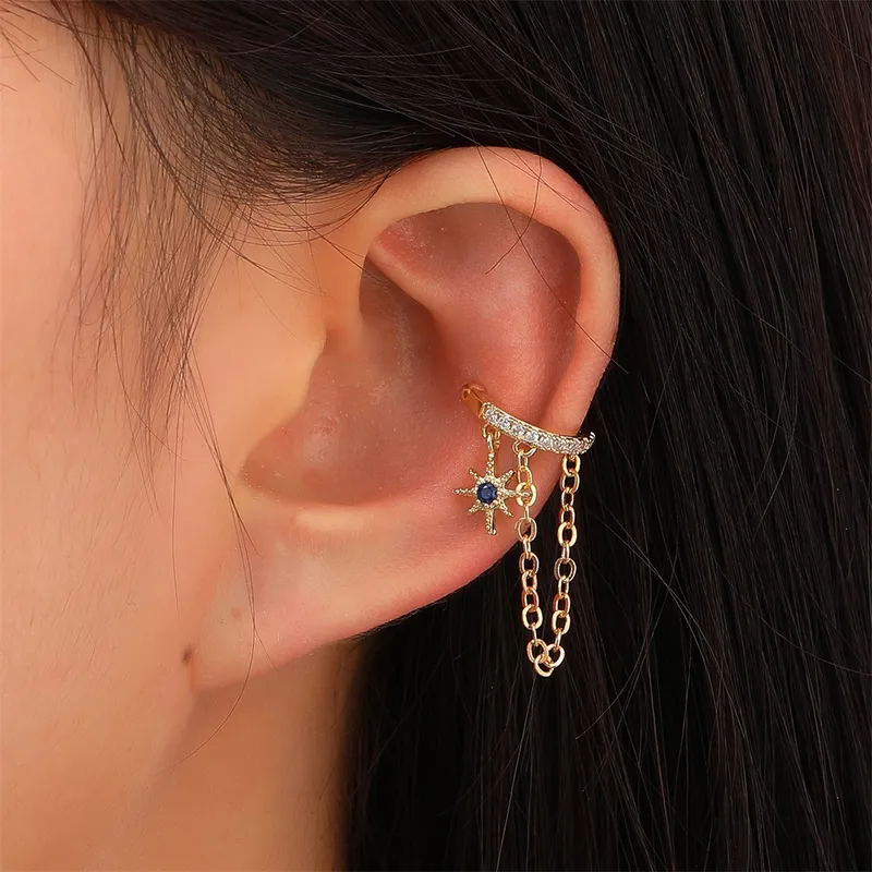 Gold Chain Star Ear Cuff