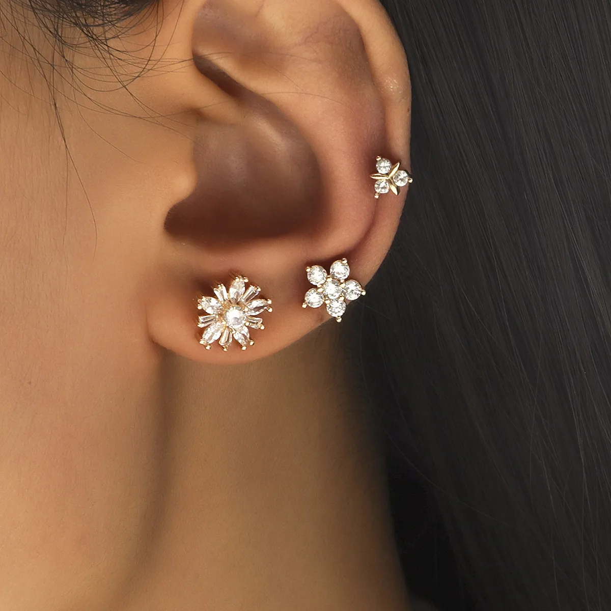 Elegant Floral Diamond Stud Earrings