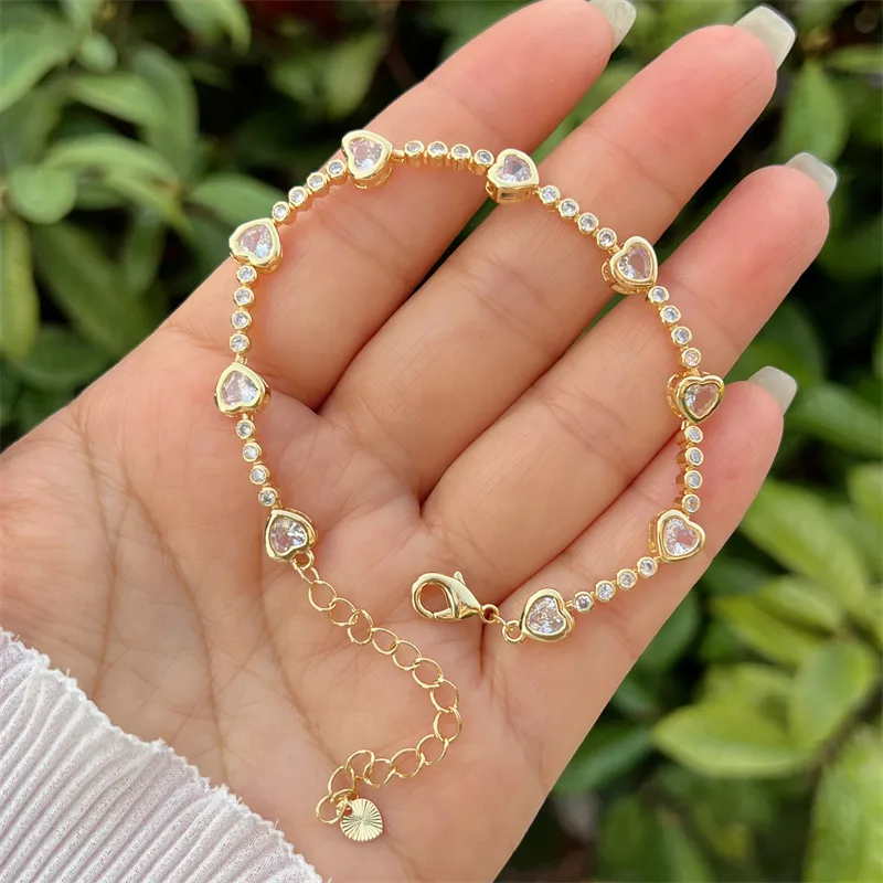 Heart-Shaped Crystal Bracelet