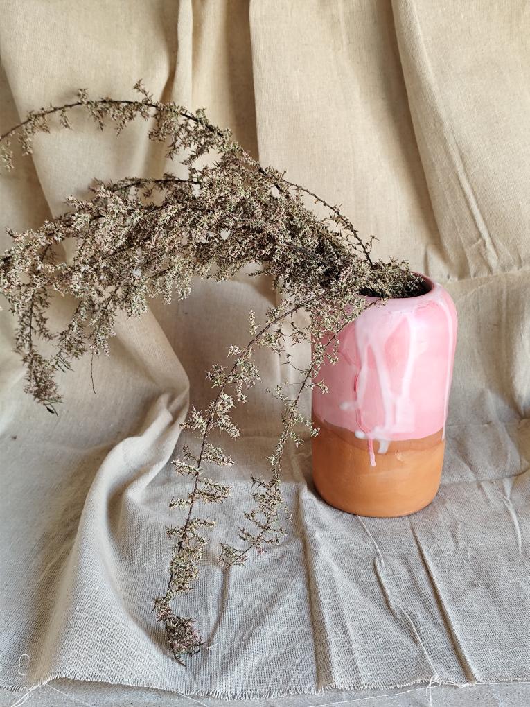 Vase en faïence rouge