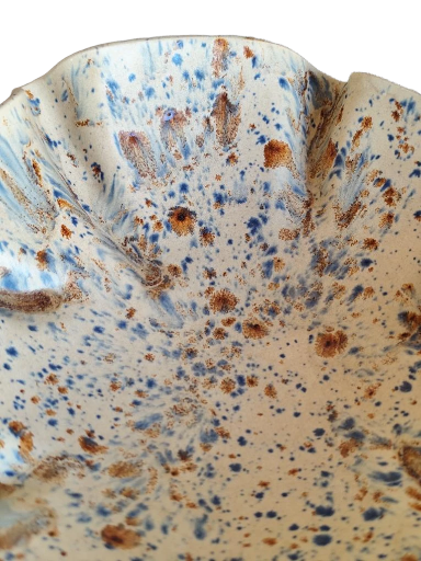 Assiette libre en faïence blanche 